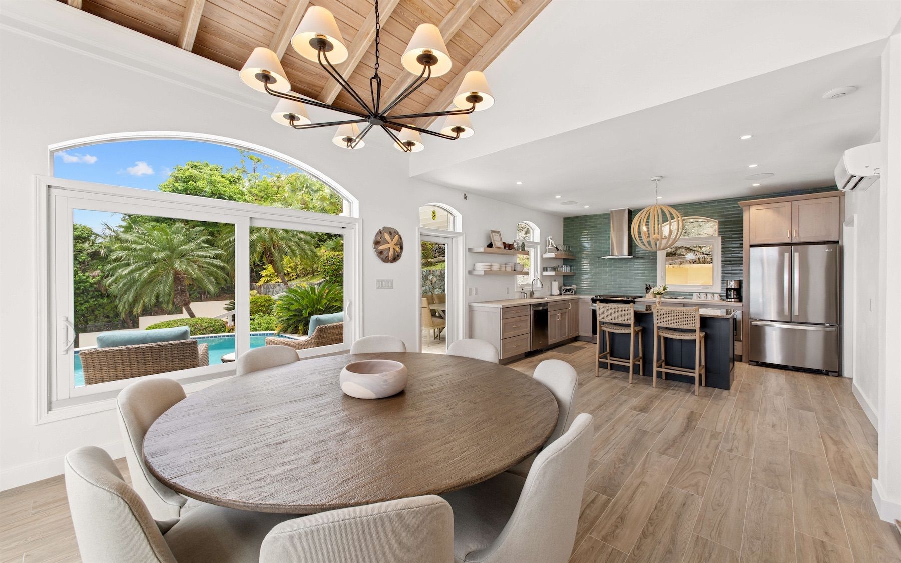 Isle Blue Haven villa photo.