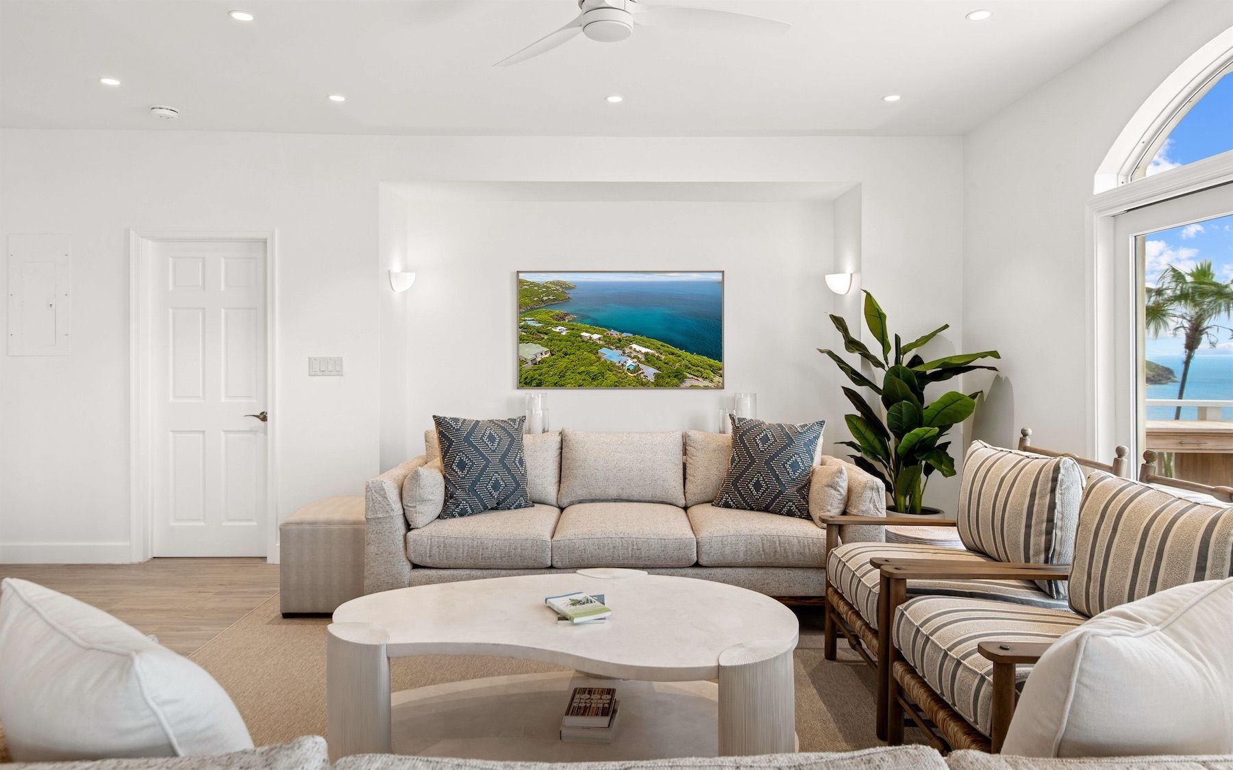 Isle Blue Haven villa photo.