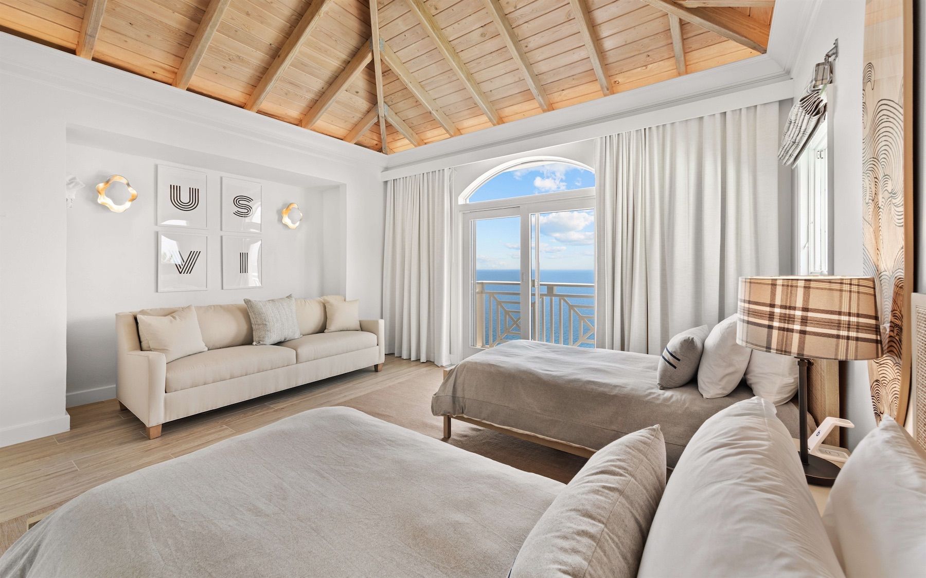 Isle Blue Haven villa photo.