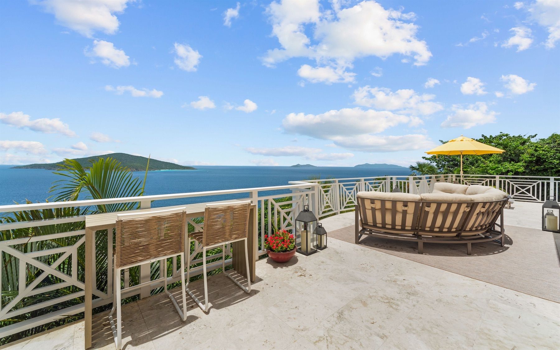 Isle Blue Haven villa photo.