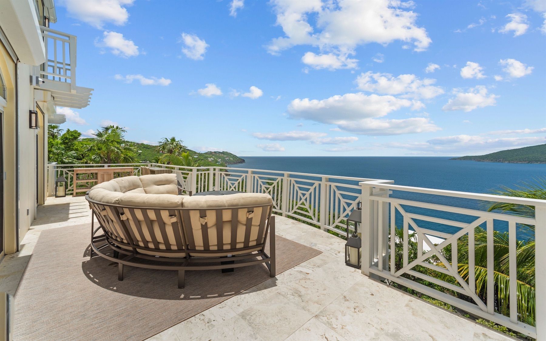 Isle Blue Haven villa photo.