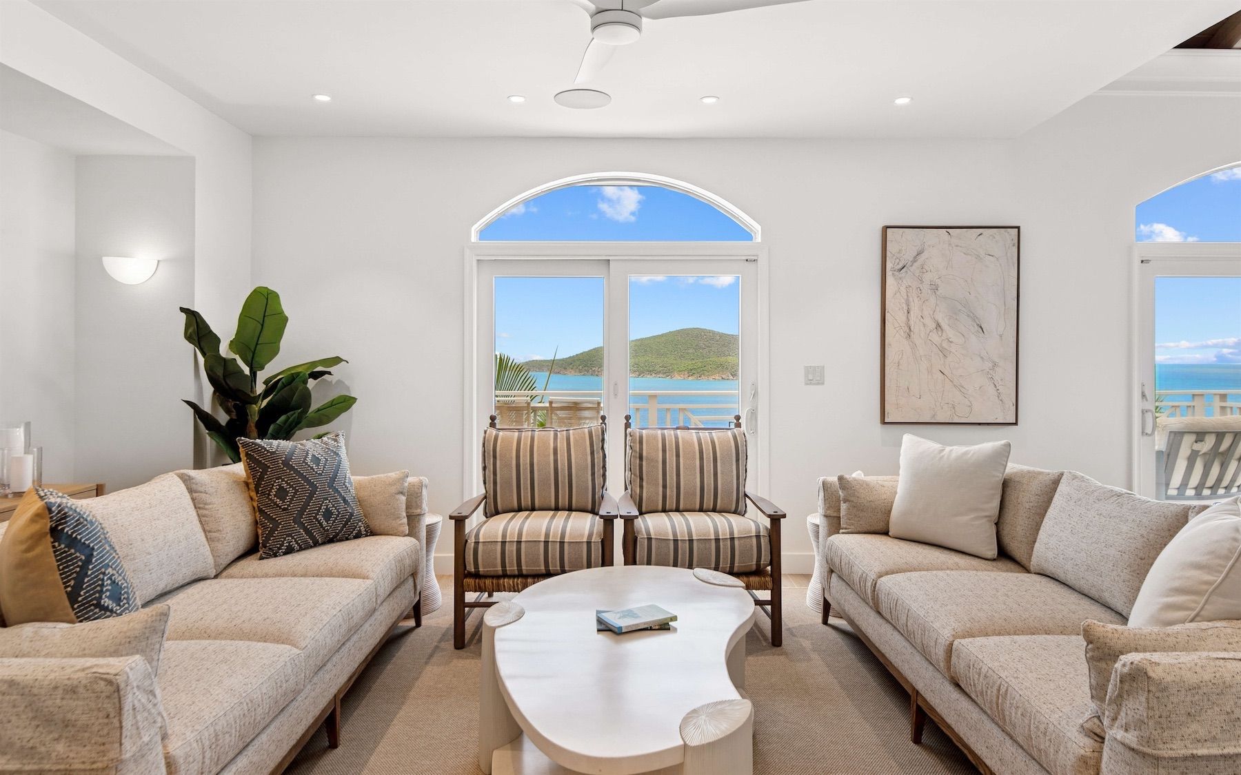 Isle Blue Haven villa photo.