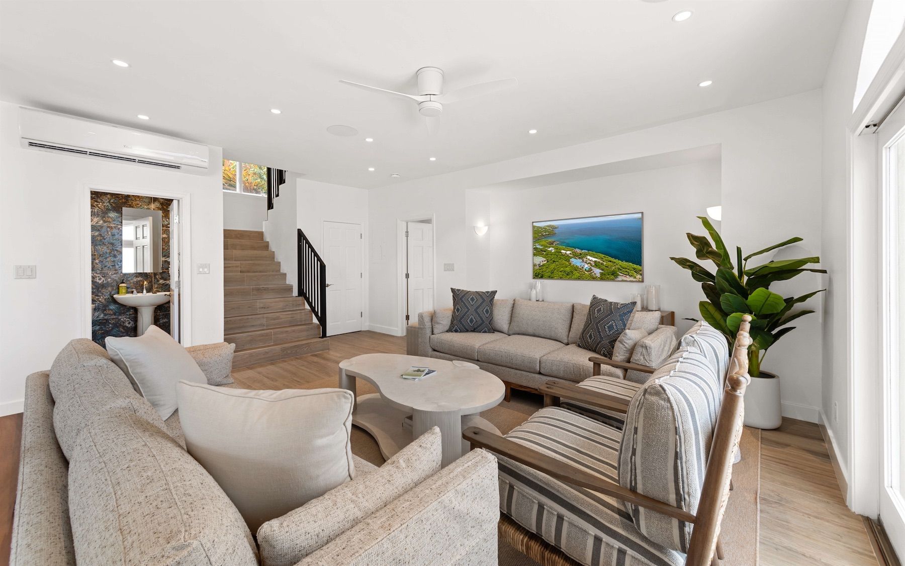 Isle Blue Haven villa photo.