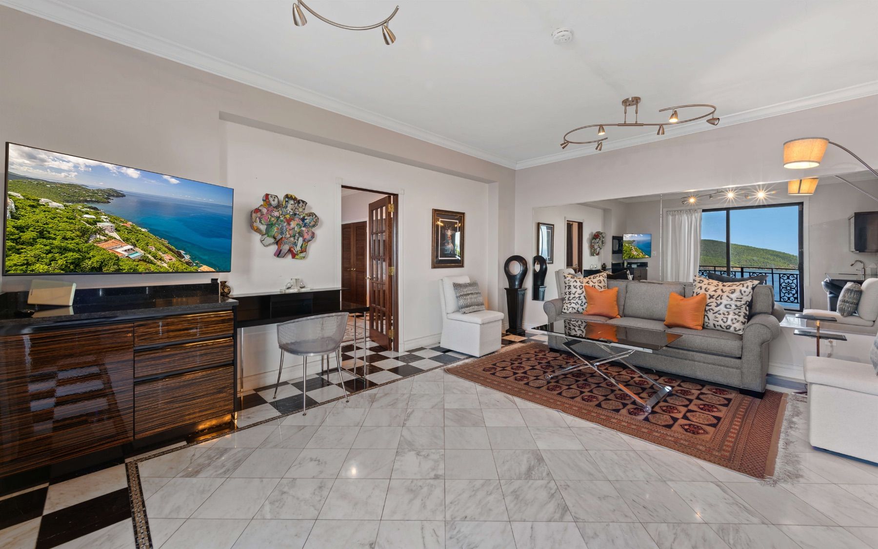 Stardust villa photo.
