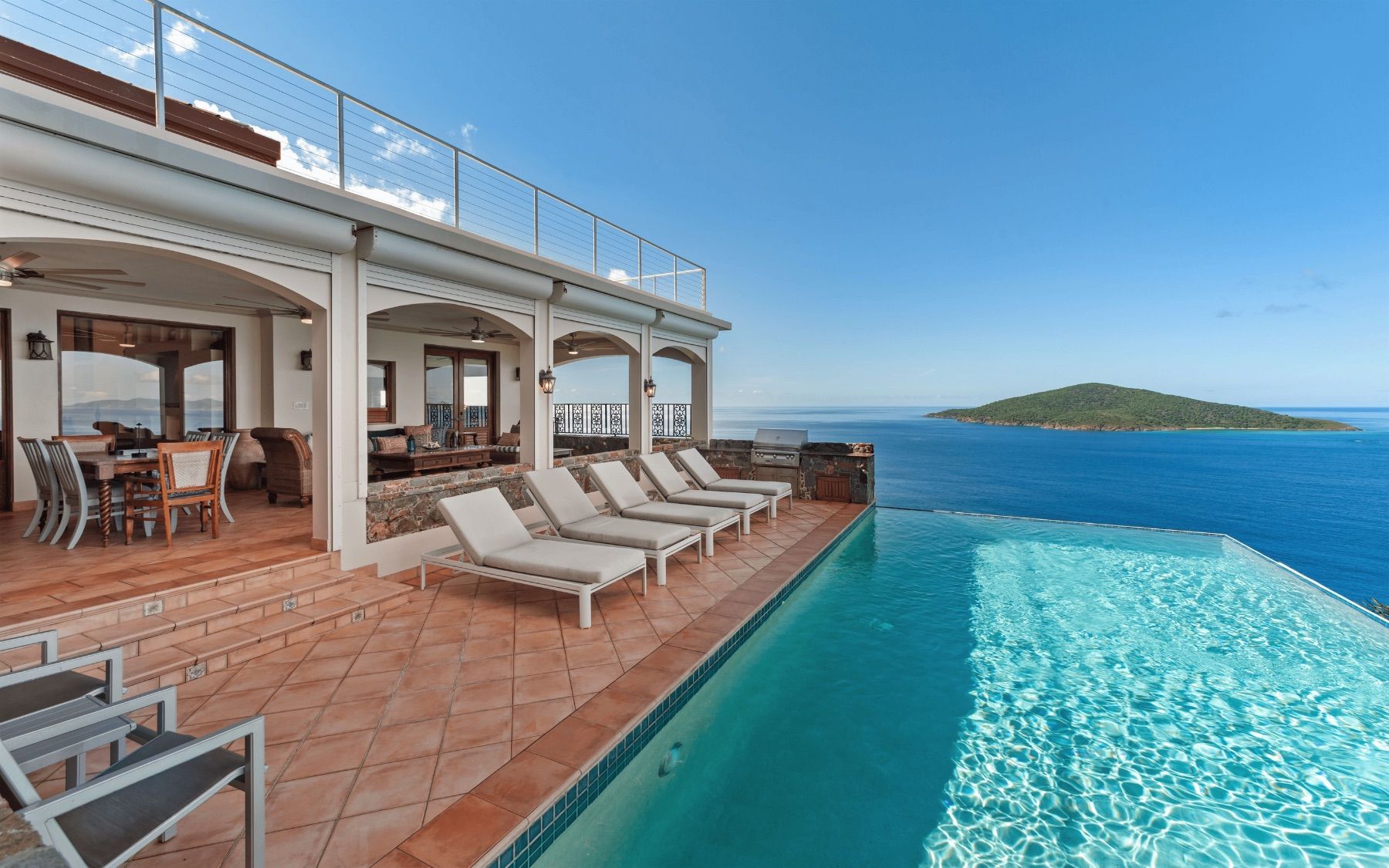 Stardust villa photo.