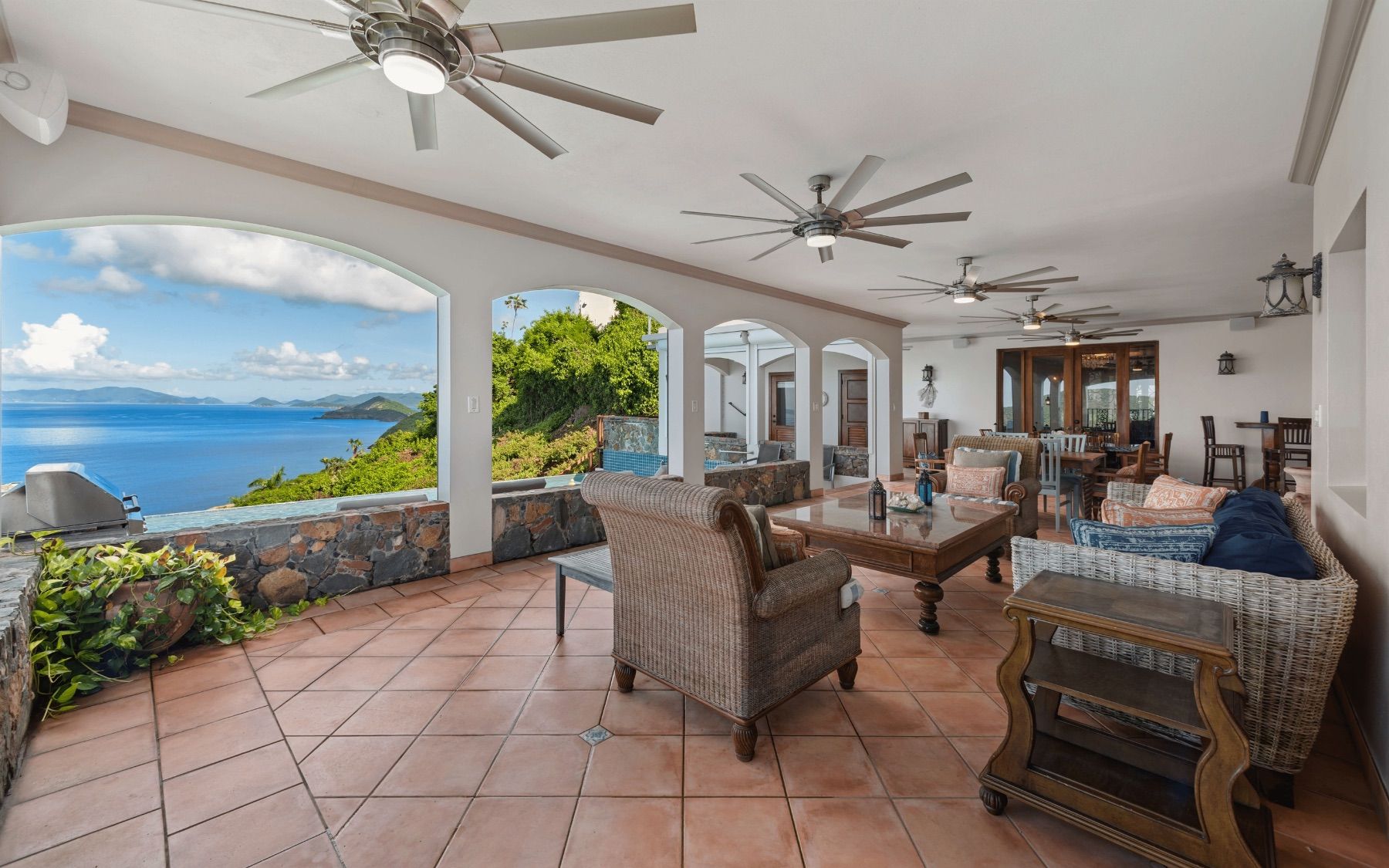 Stardust villa photo.