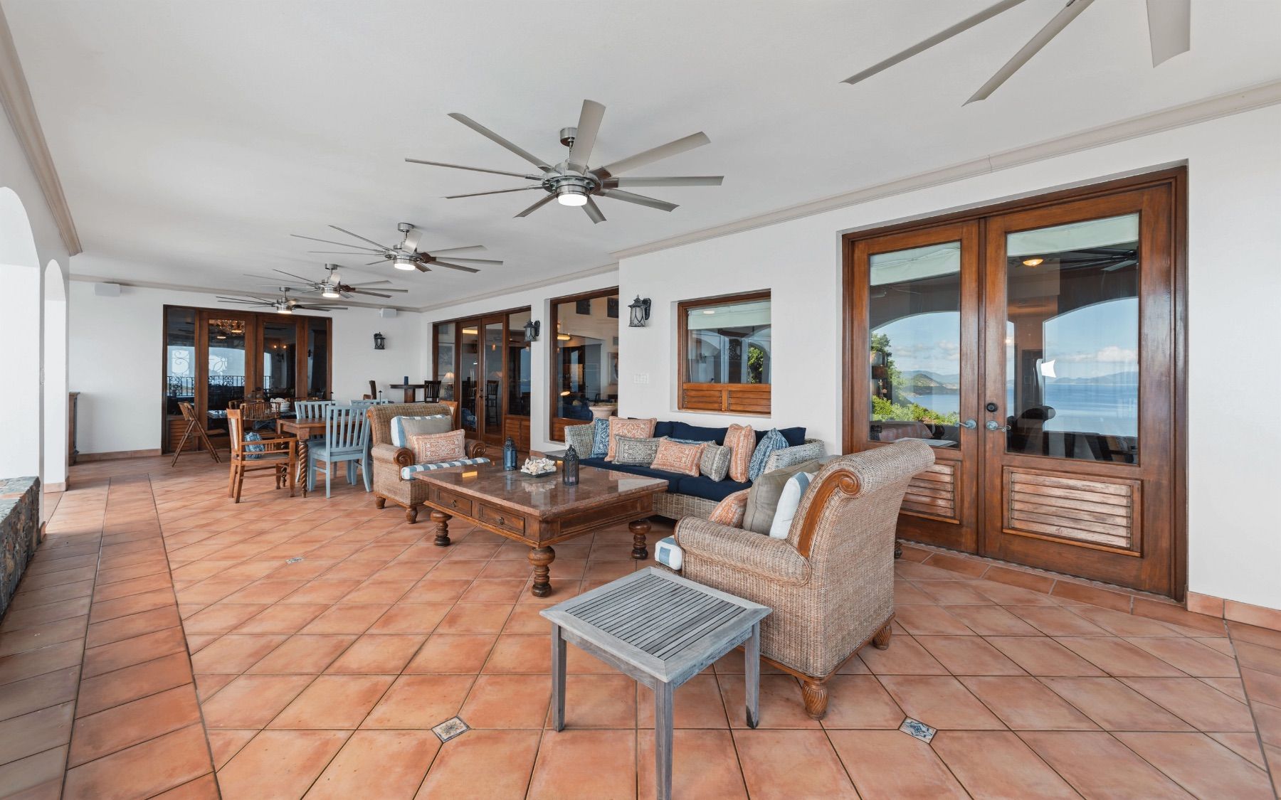 Stardust villa photo.