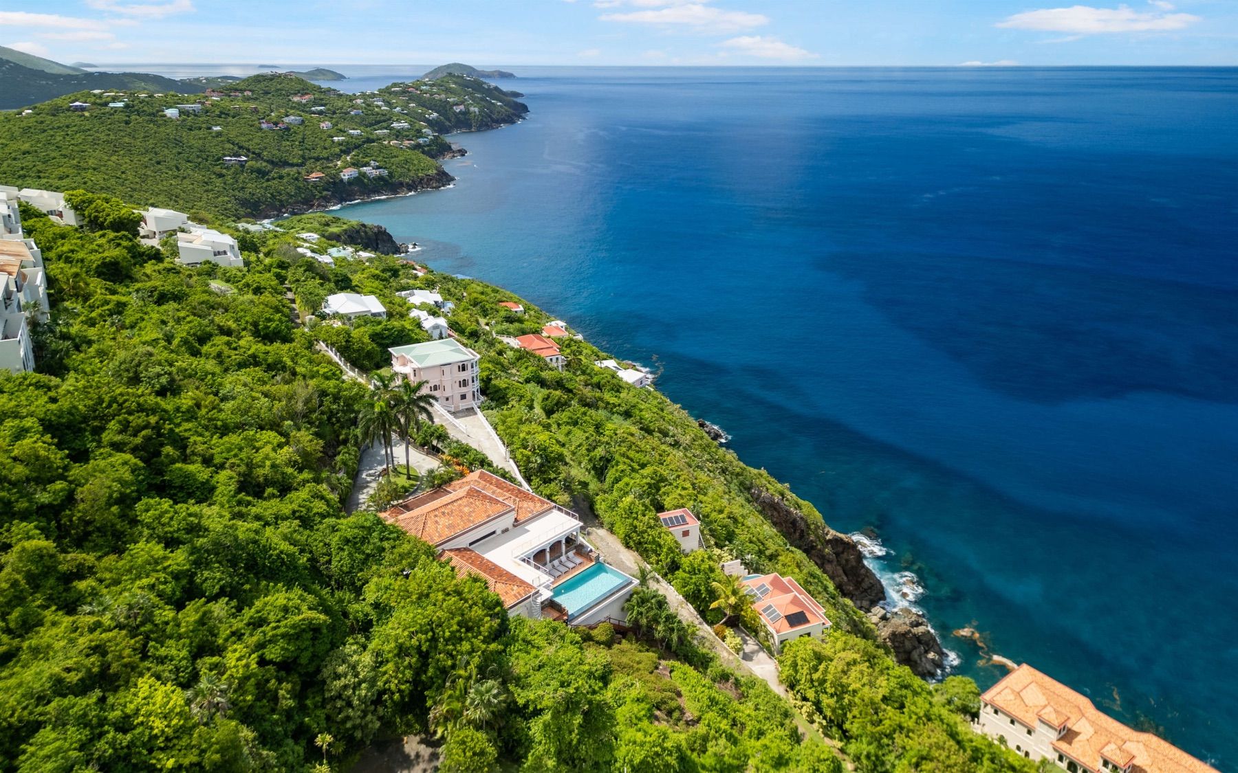 Stardust villa photo.