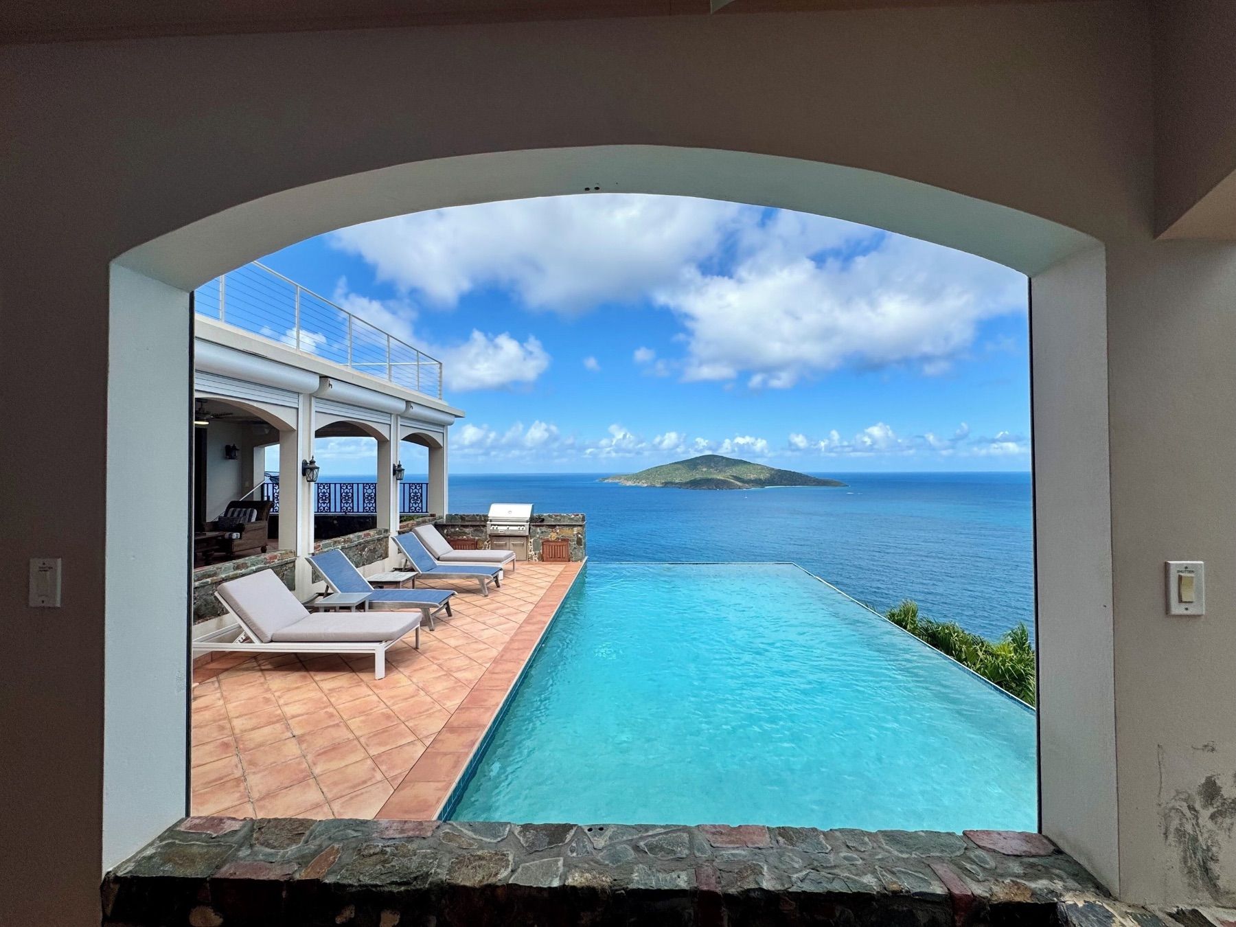 Stardust villa photo.