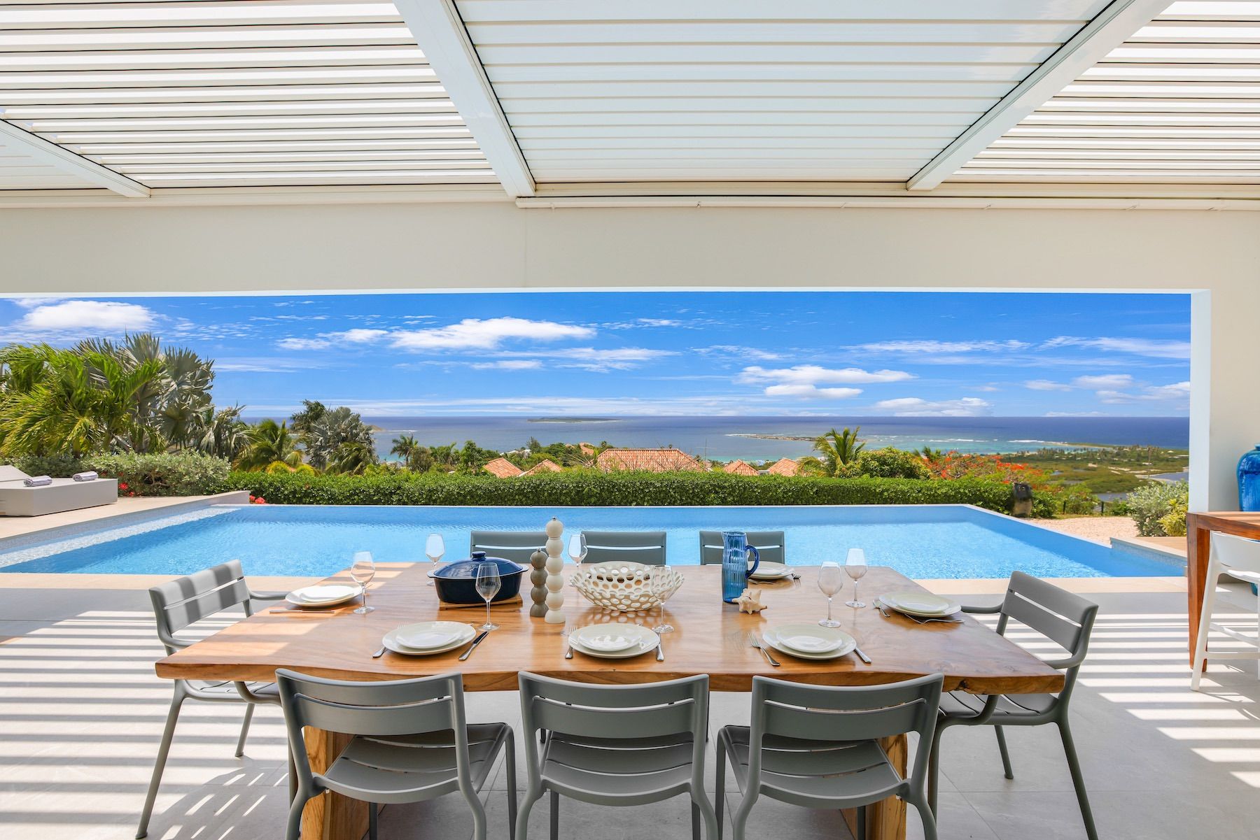 Alfresco Dining