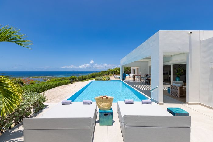 Dulce Villa in Orient Bay