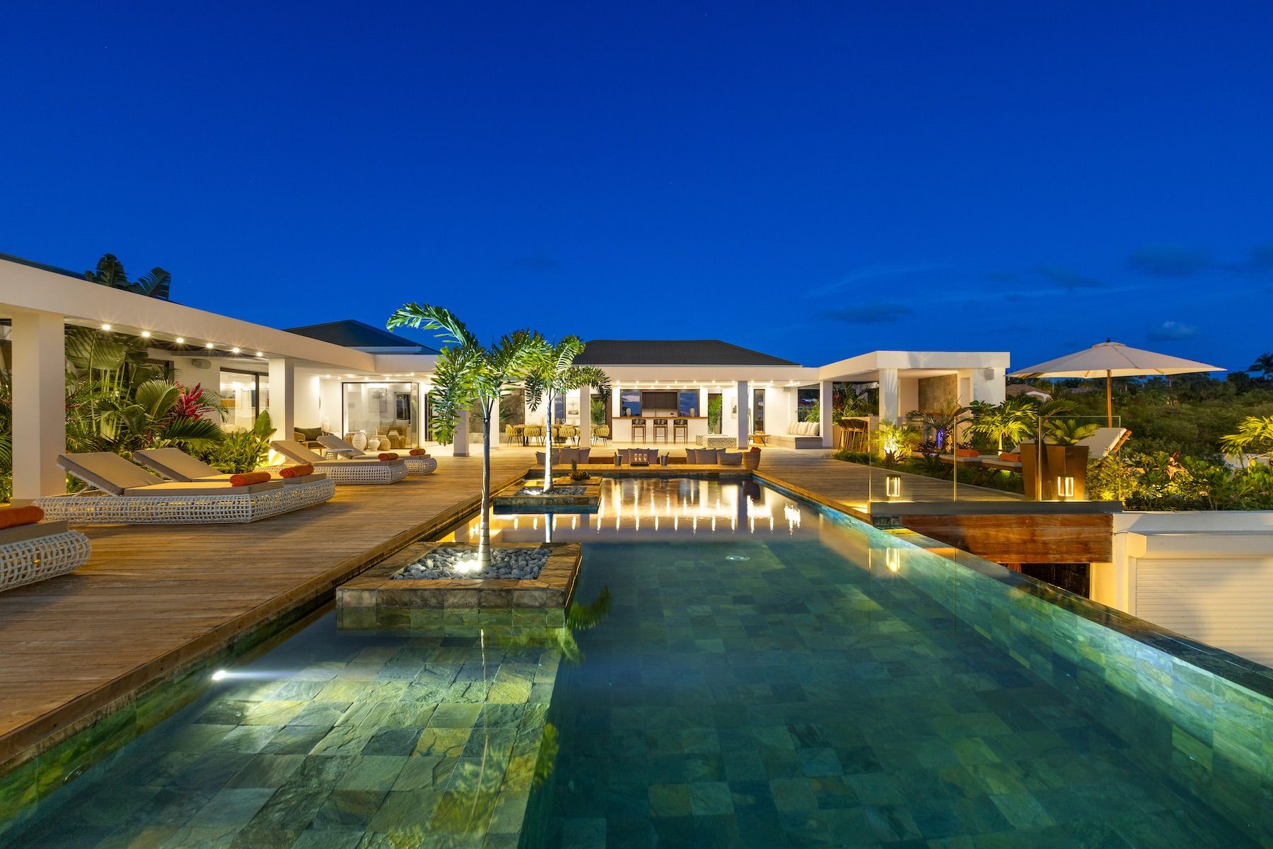 Nuit Jade villa photo.