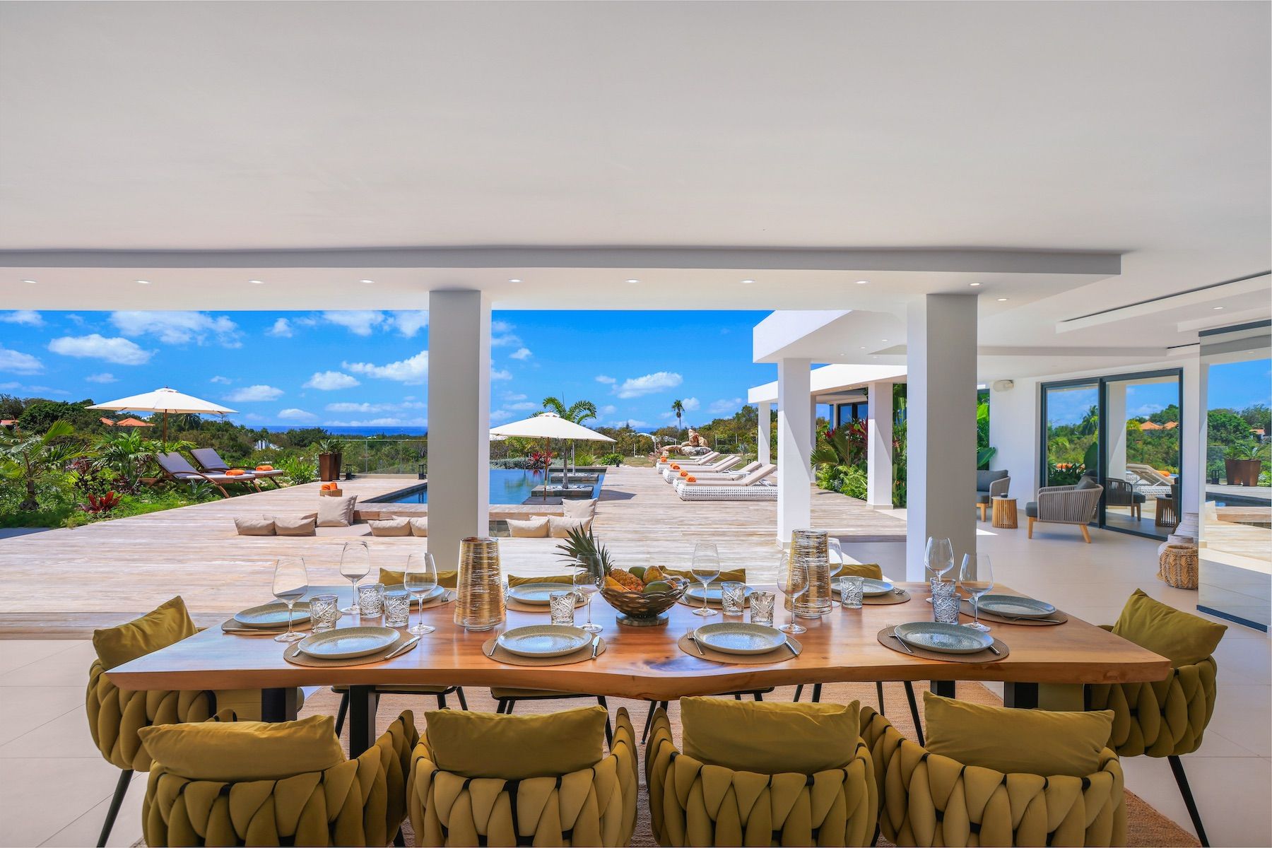 Alfresco Dining