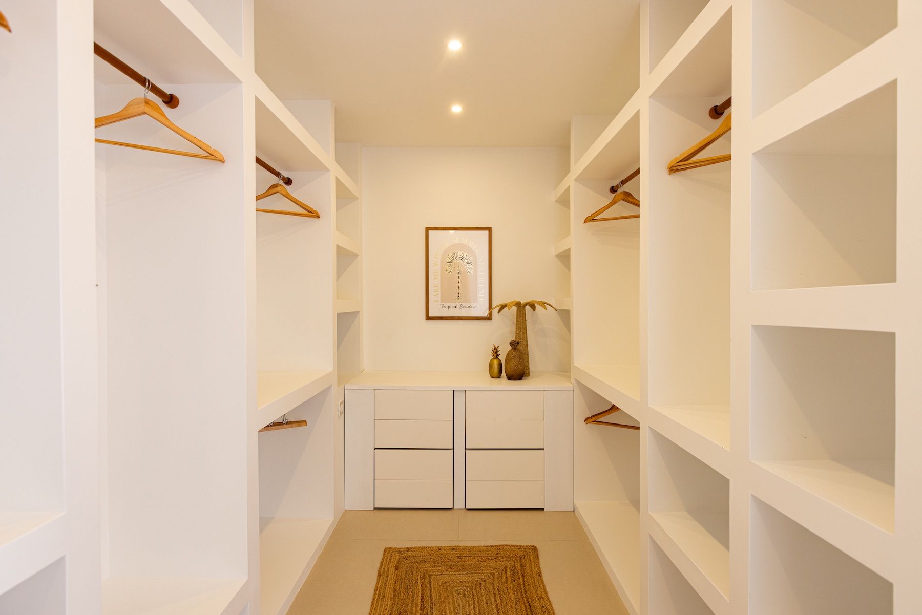 Walk in Closet