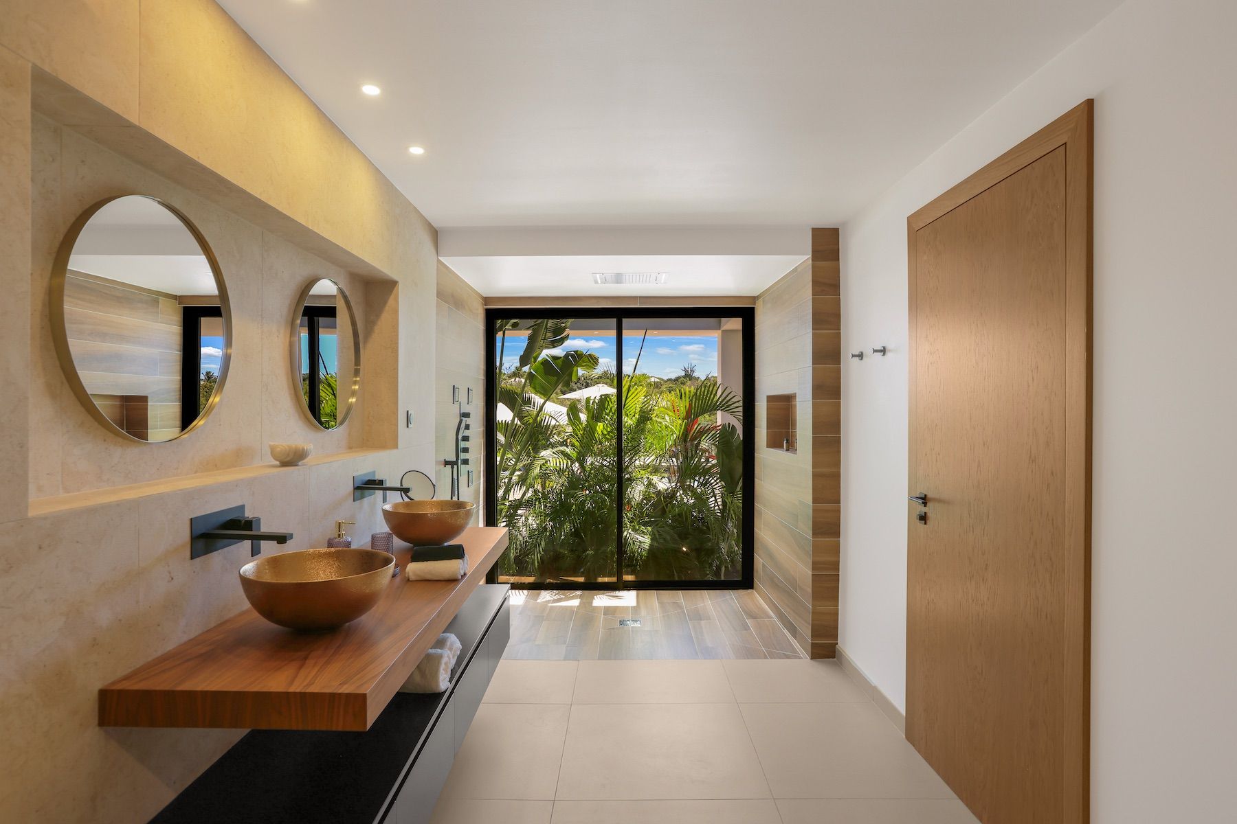 Nuit Jade villa photo.