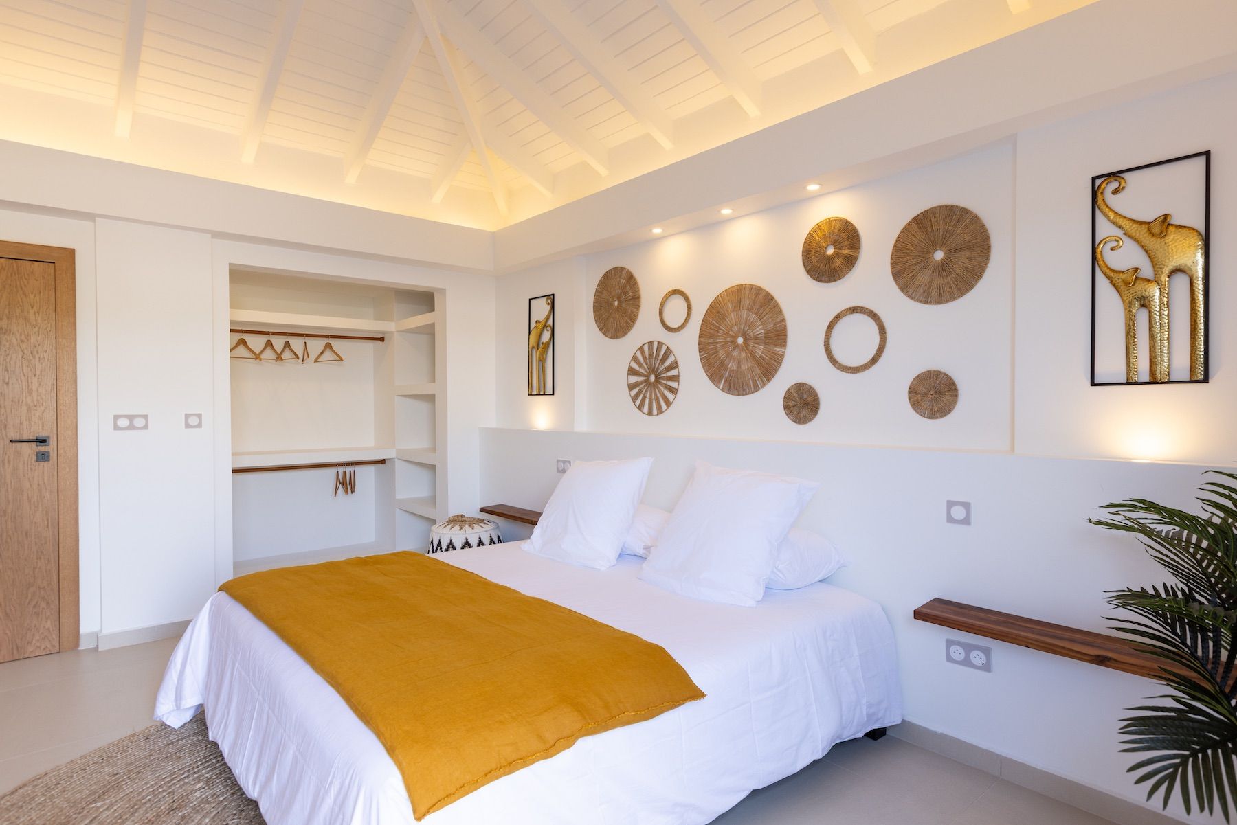 Nuit Jade villa photo.