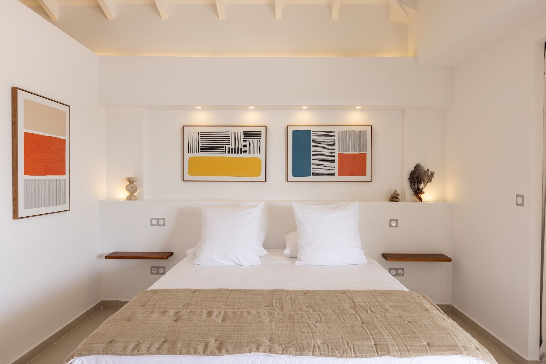 Nuit Jade villa photo.