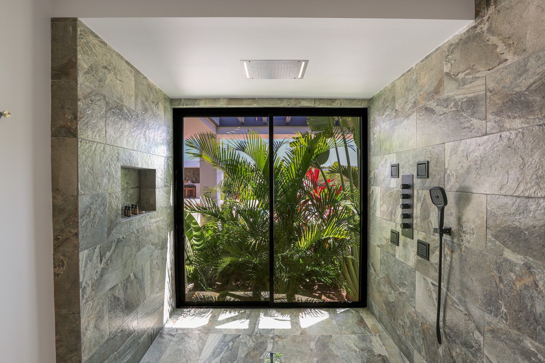 Nuit Jade villa photo.