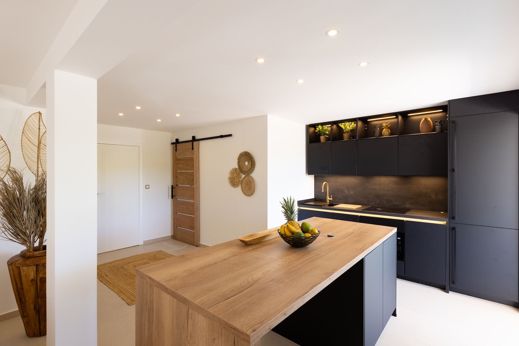 Studio -  Kitchen