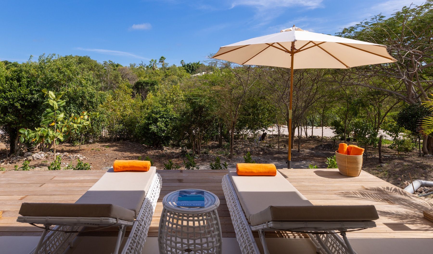 Nuit Jade villa photo.