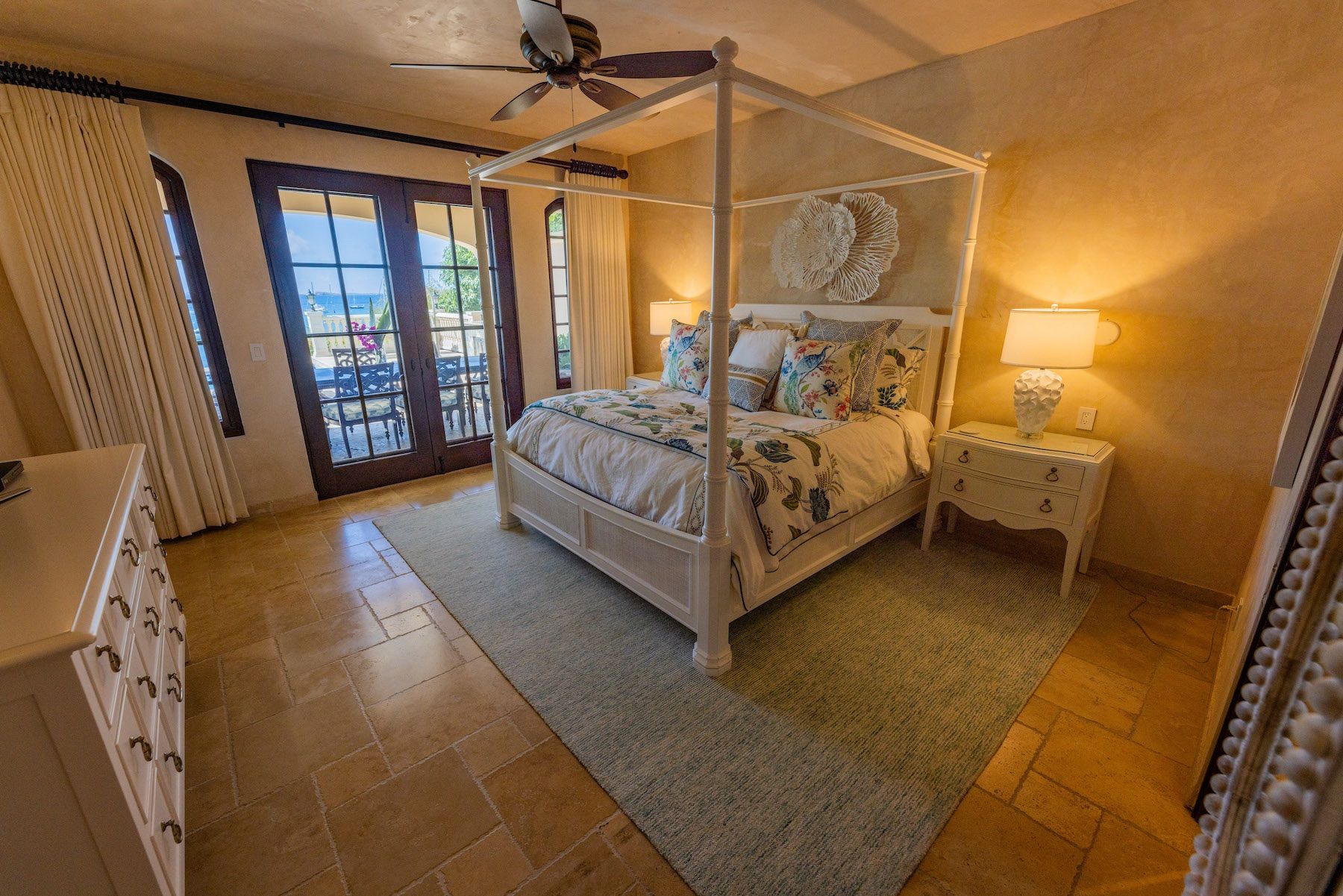 Cruz on Inn villa photo.