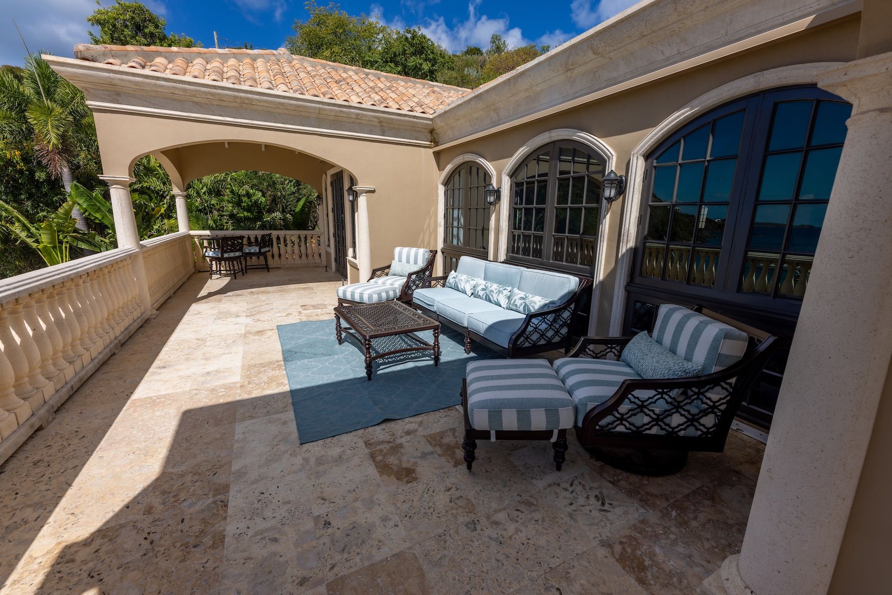Cruz on Inn villa photo.