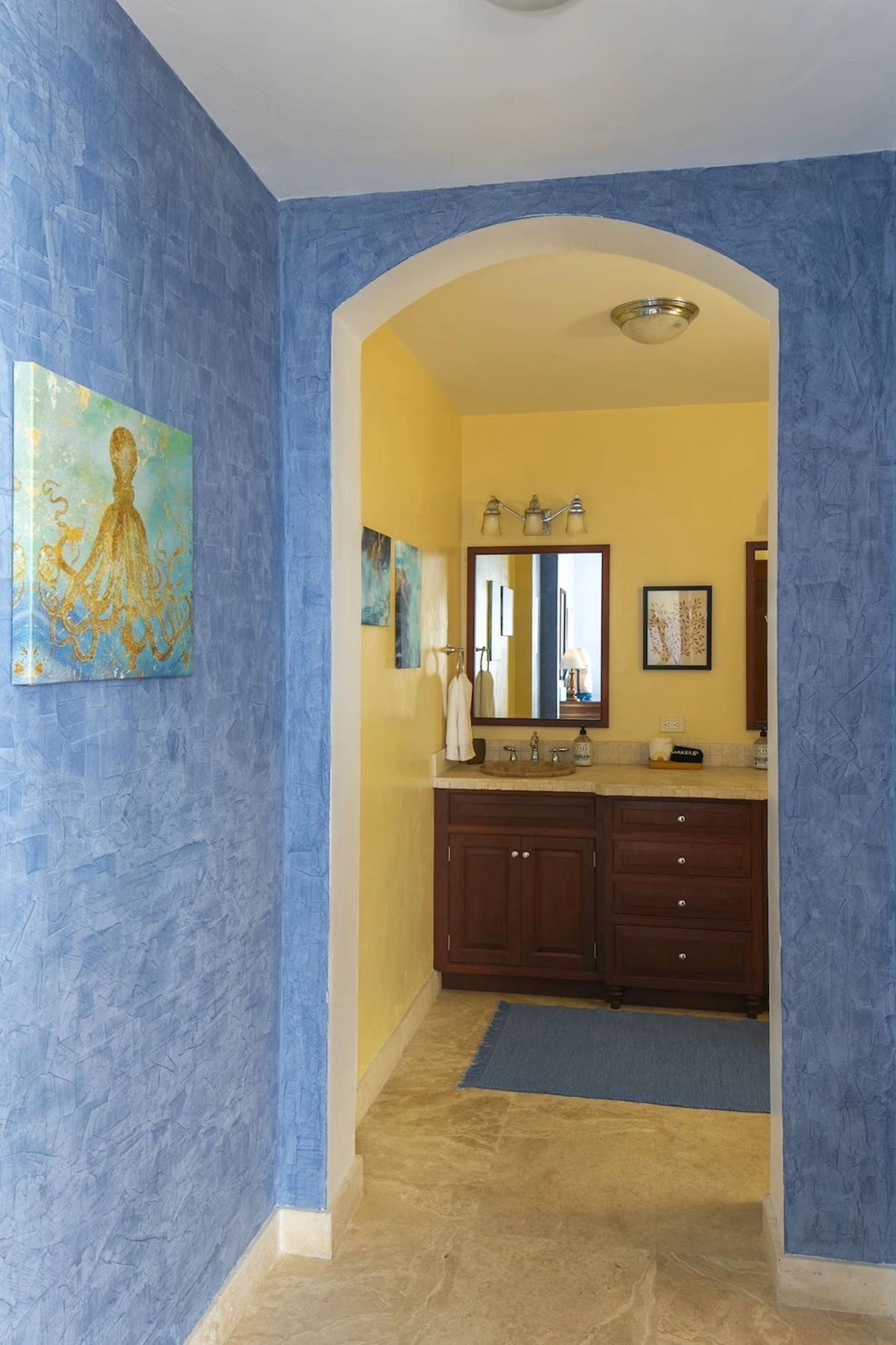 South Shore villa photo.