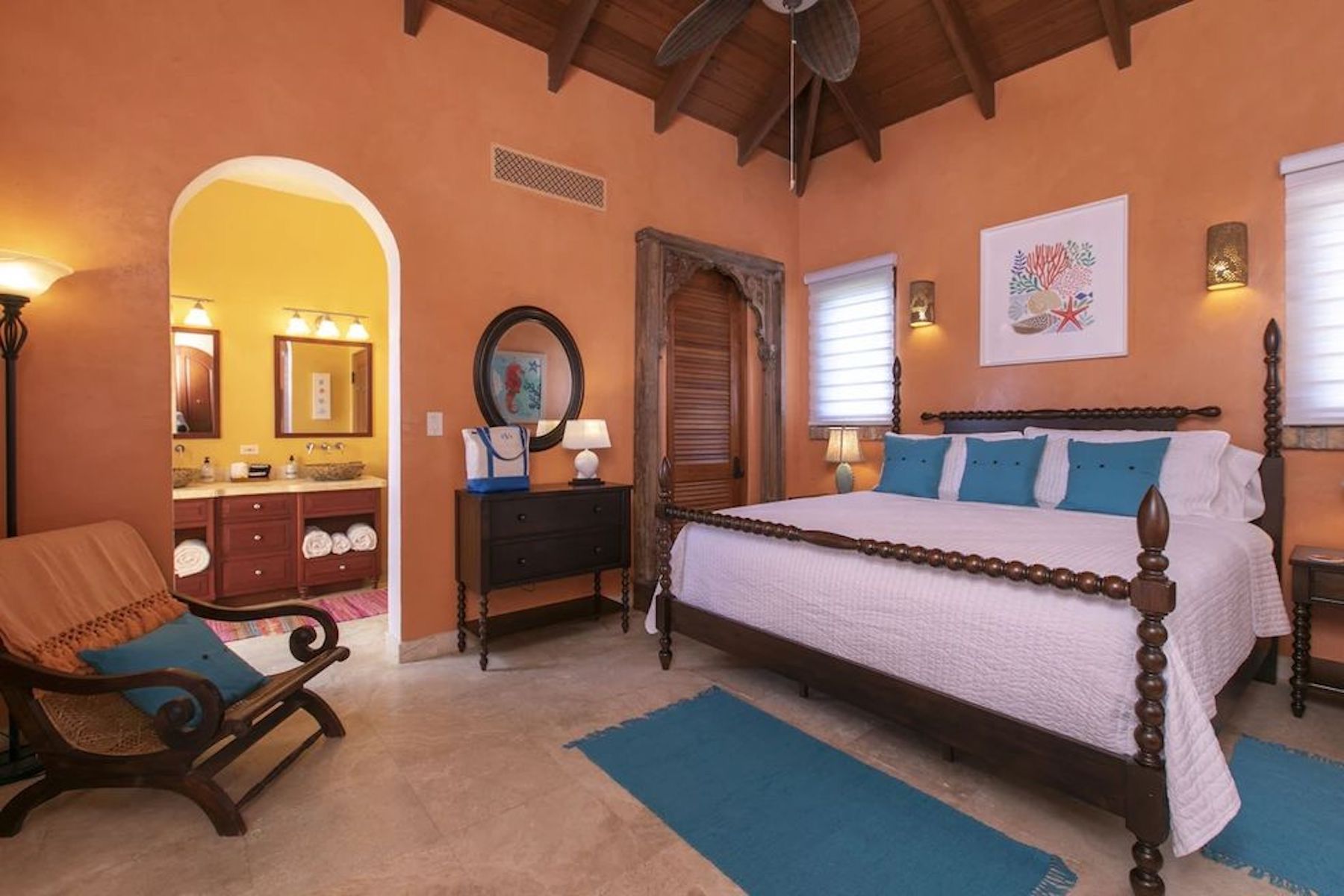 South Shore villa photo.