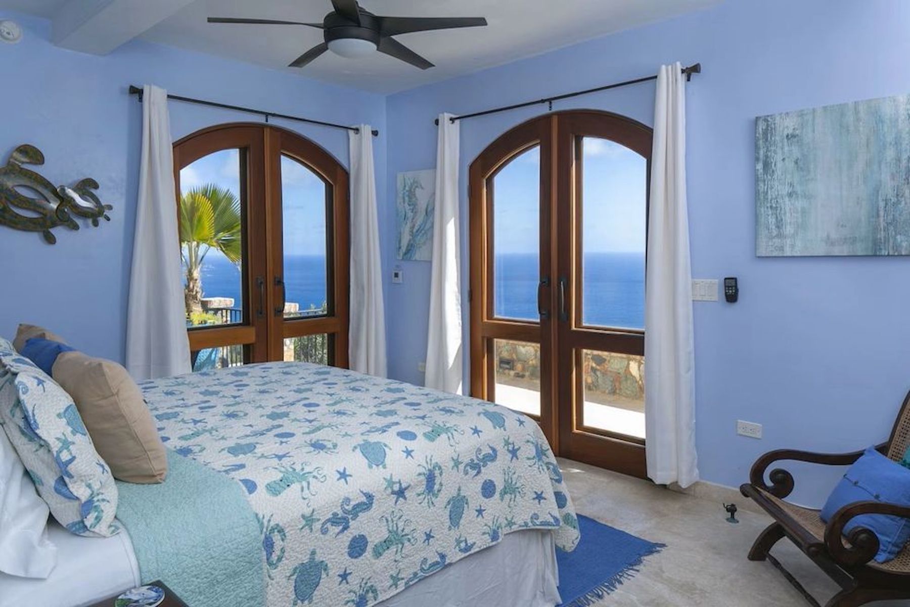 South Shore villa photo.