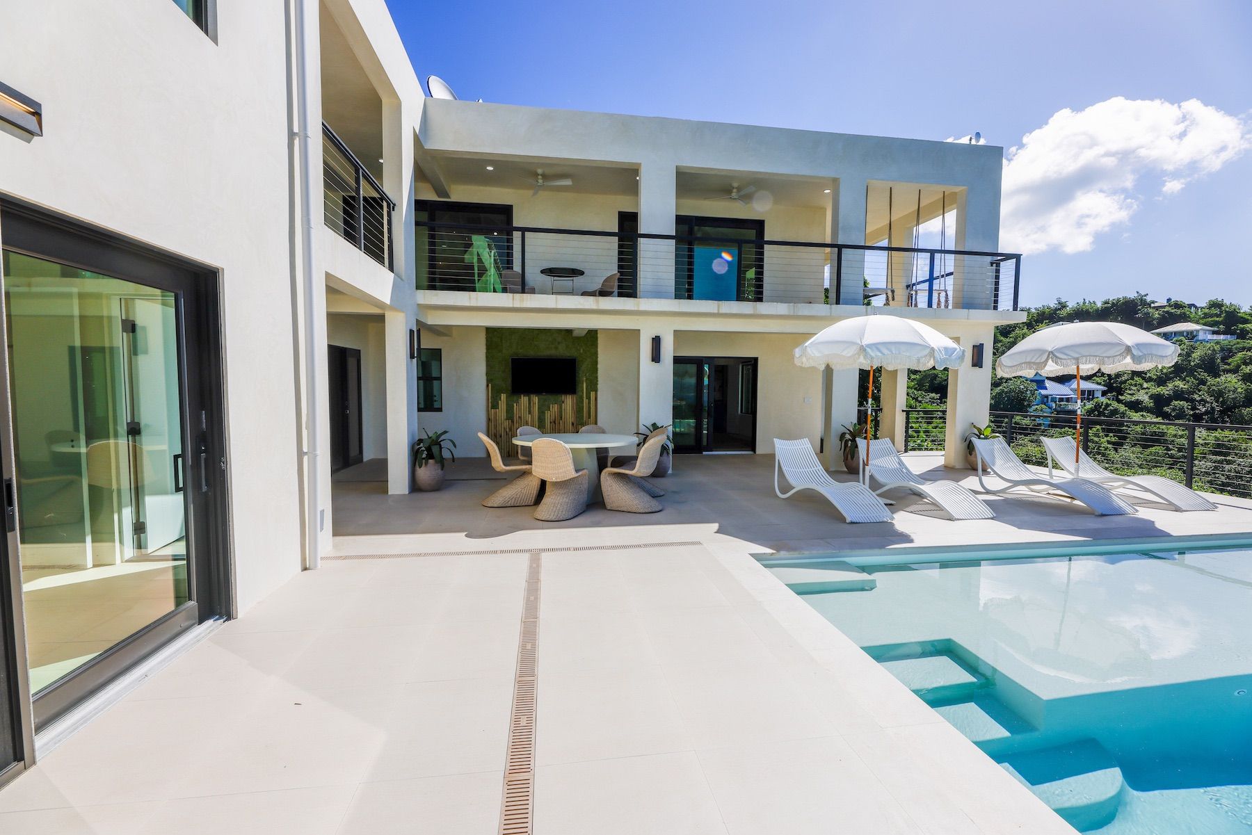 Salty Alibi villa photo.