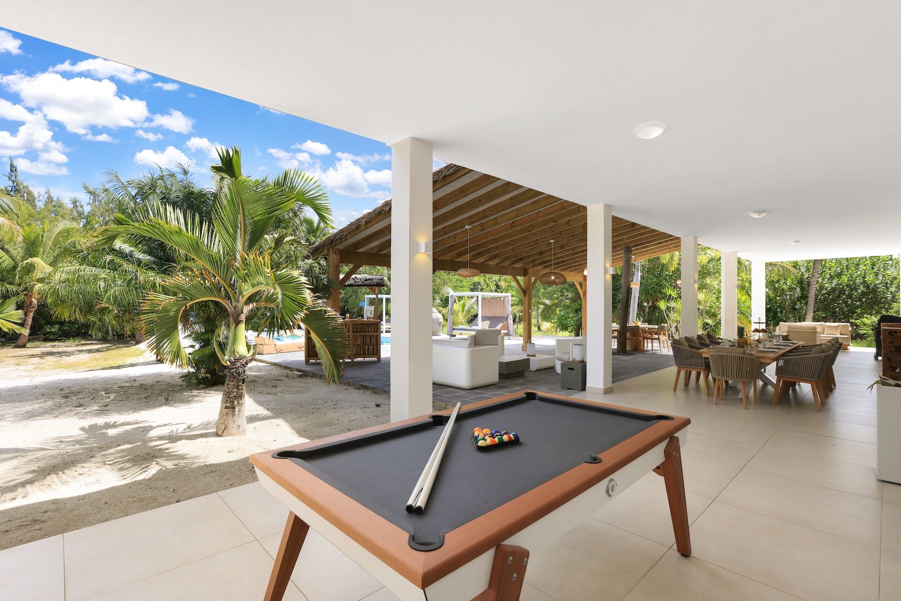 Nirvana villa photo.