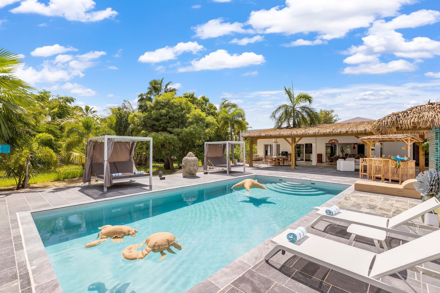 Nirvana villa photo.