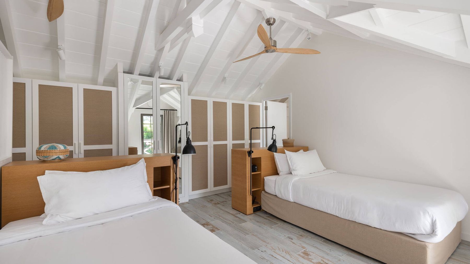 Colette villa photo.