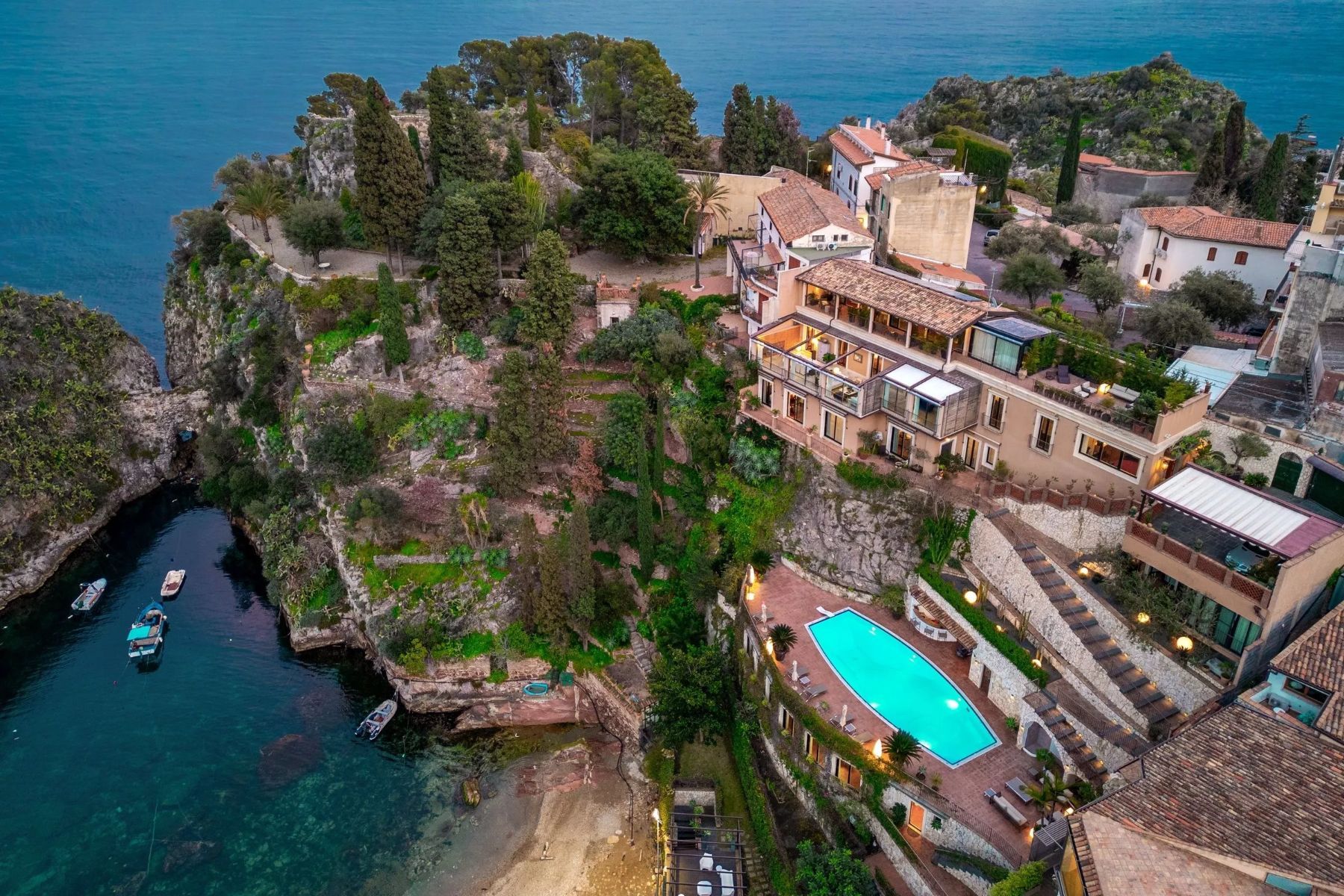 Amarilda villa photo.