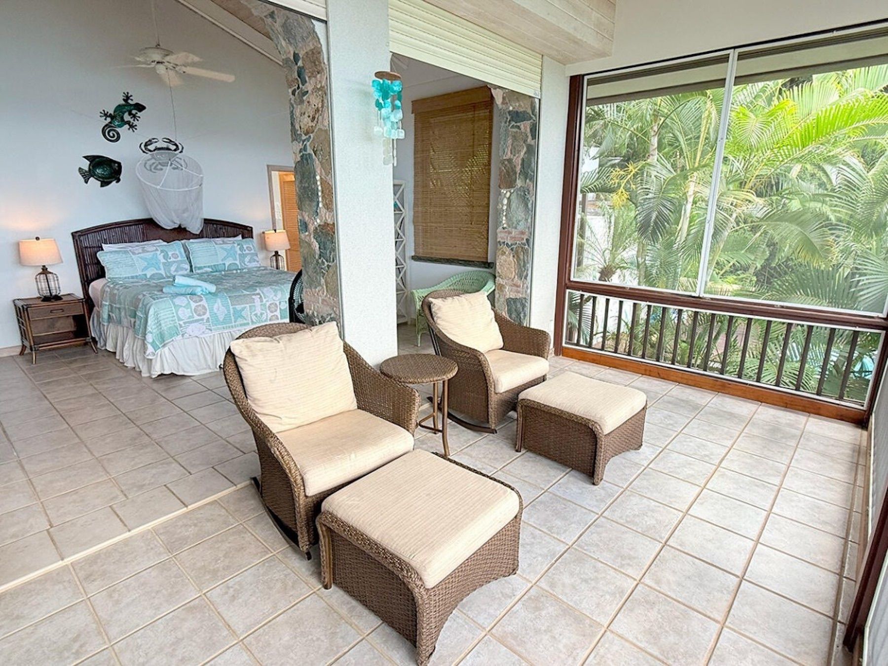 Anole villa photo.