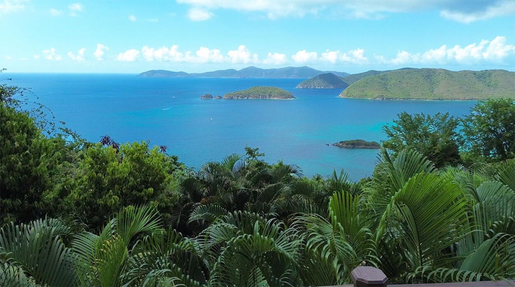 Anole villa photo.