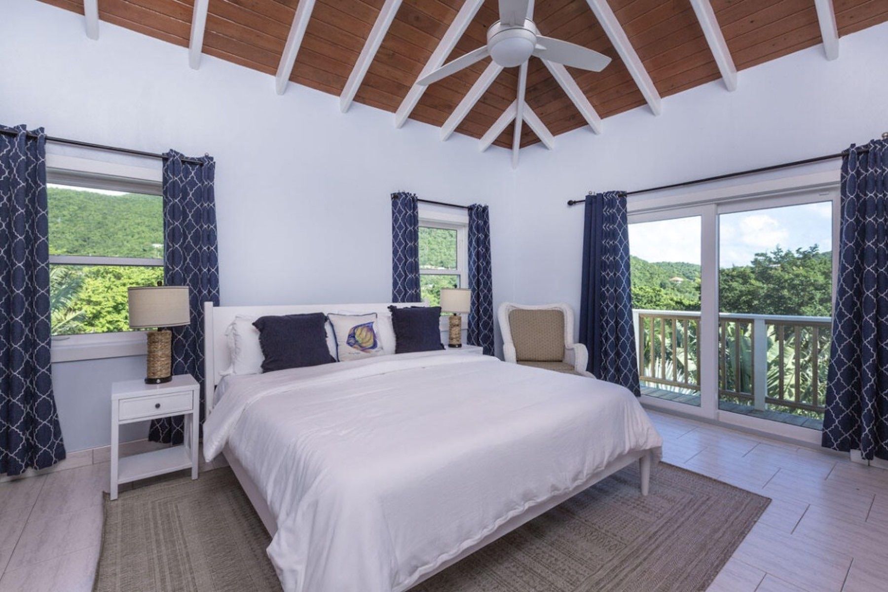 Crystal Shores Estate villa photo.