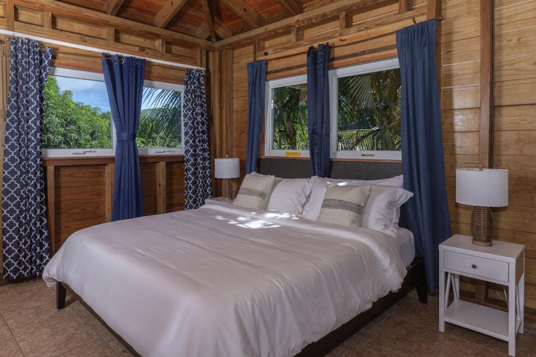 Crystal Shores Estate villa photo.