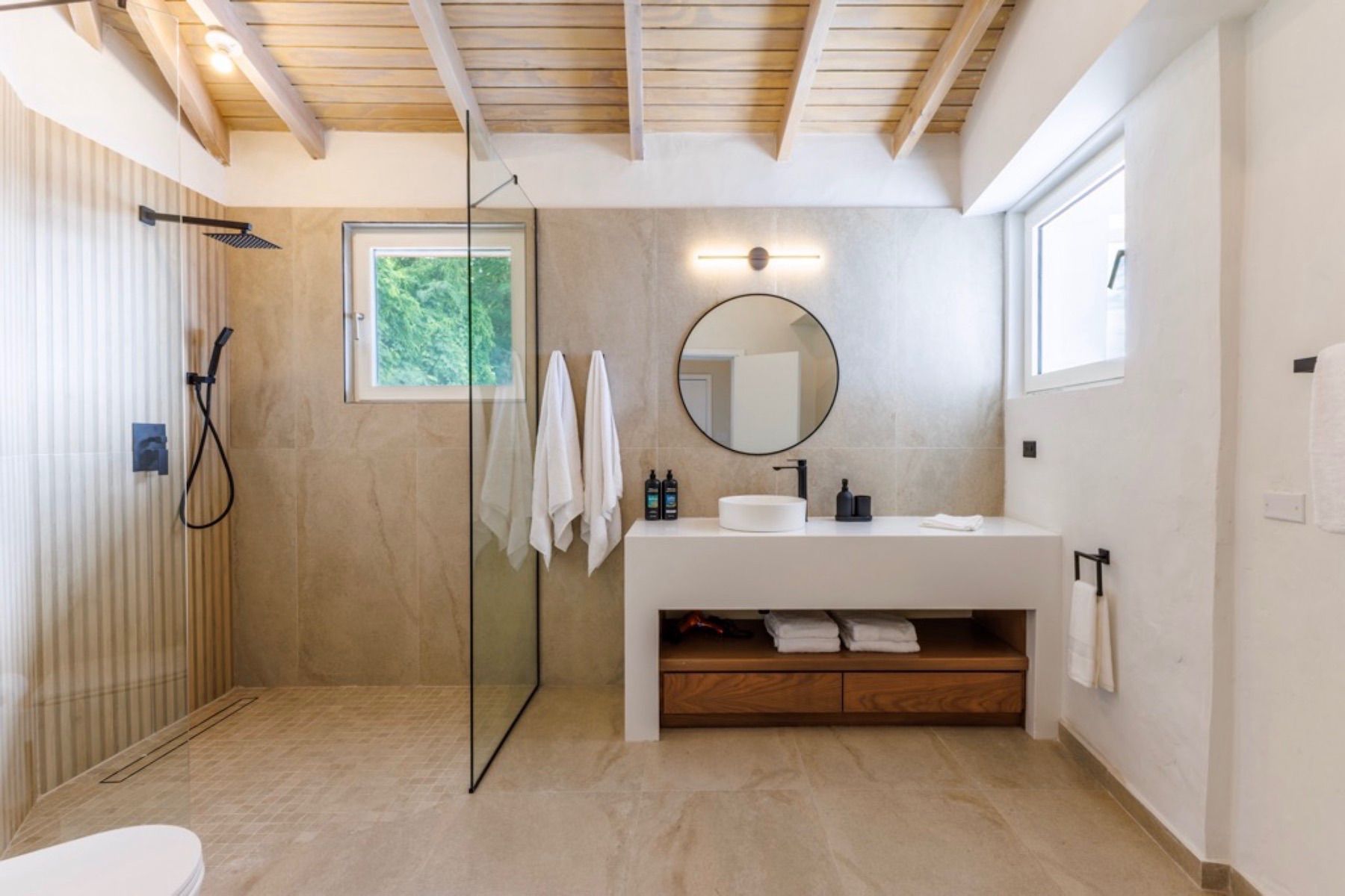 Ensuite