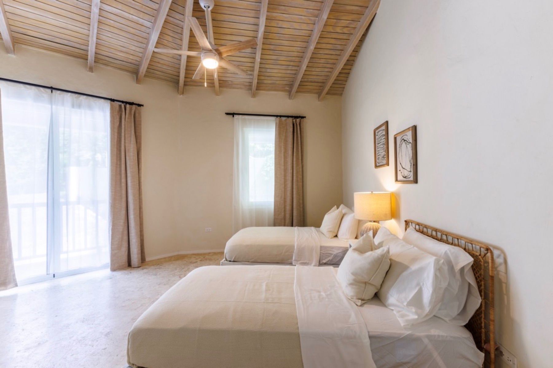 Twin Bedroom - Upper Level