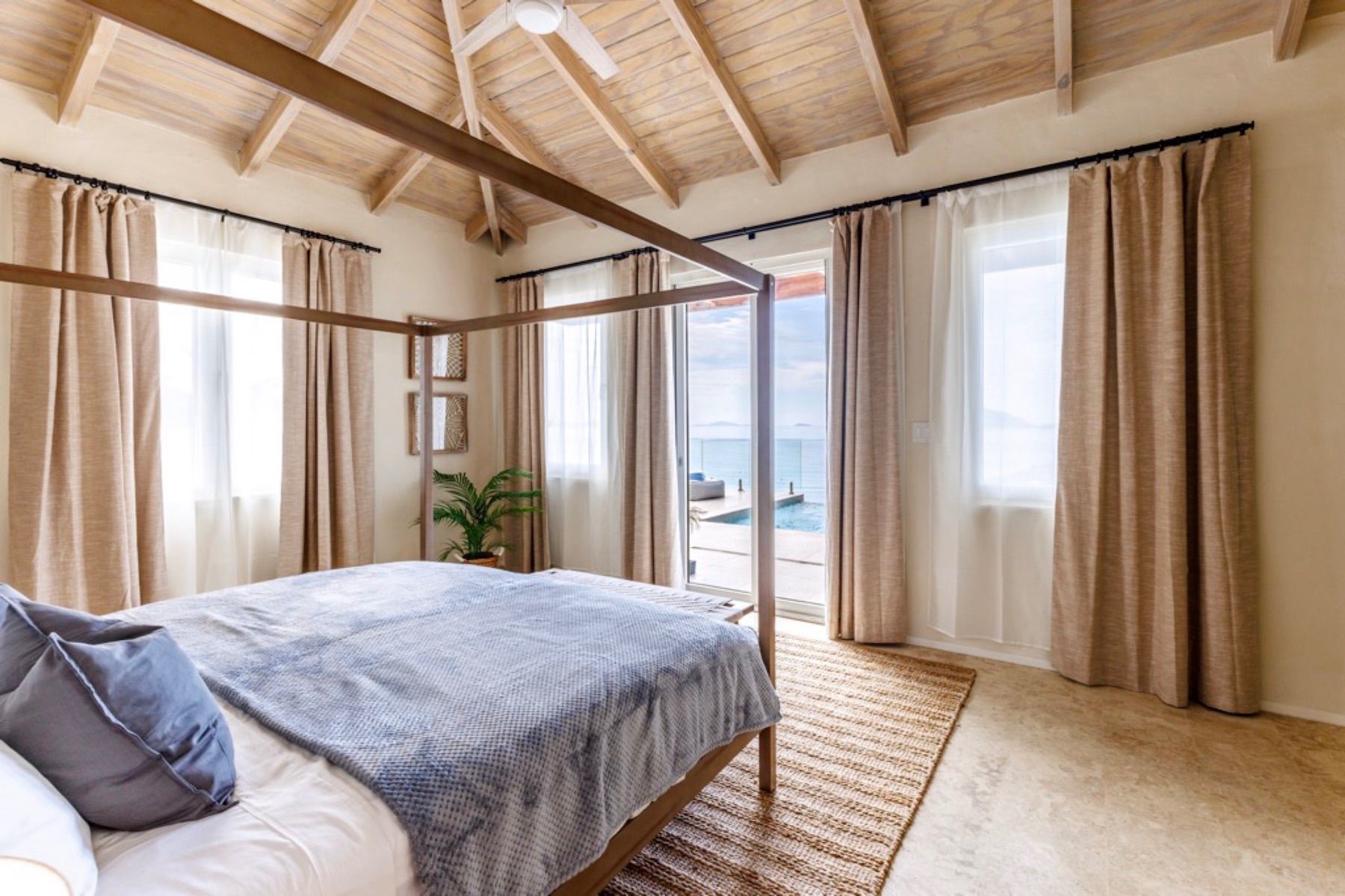 Bedroom - Main Level