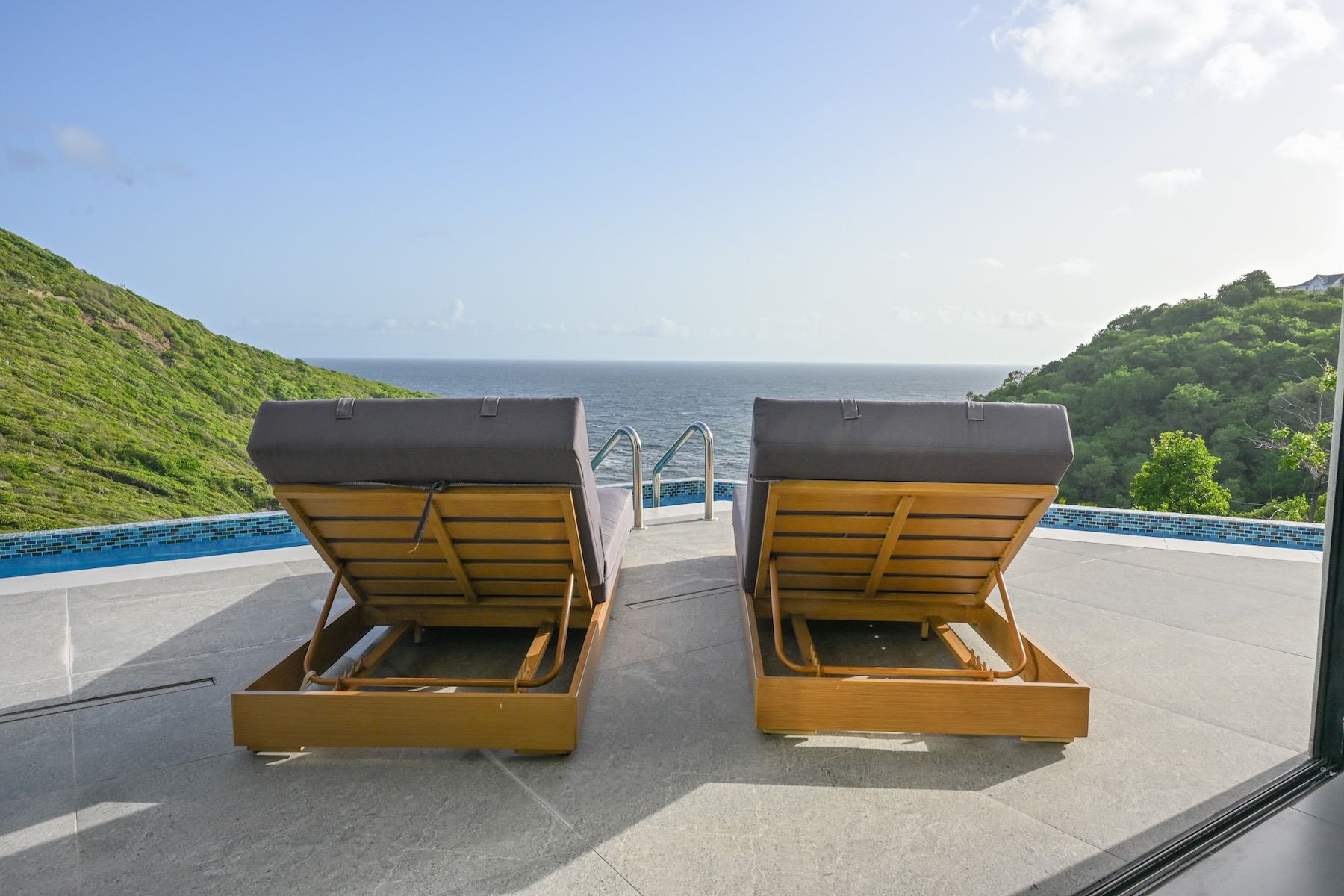 Jasiri villa photo.
