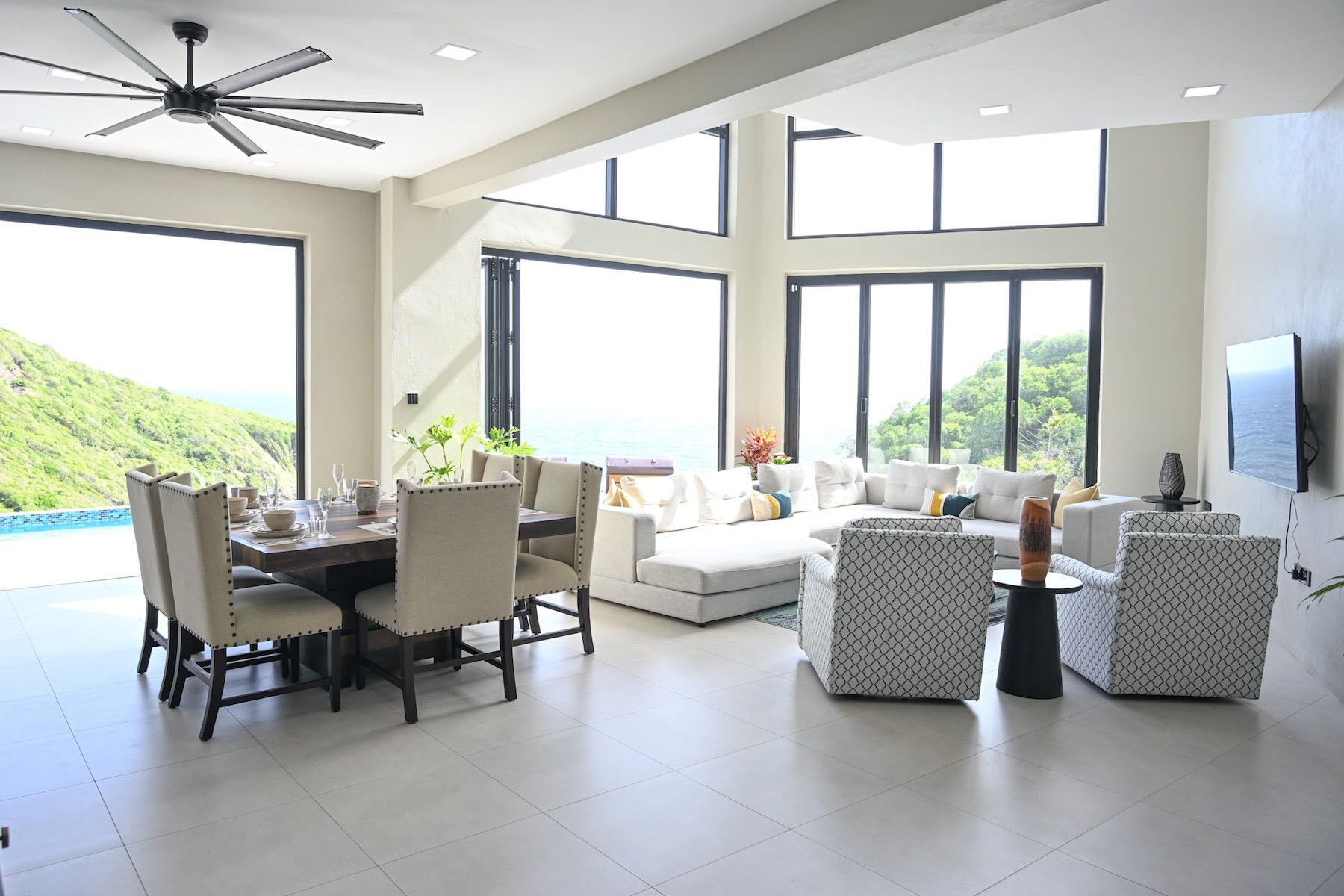 Jasiri villa photo.