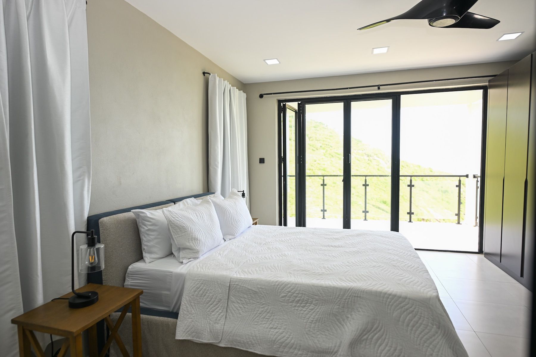 Jasiri villa photo.