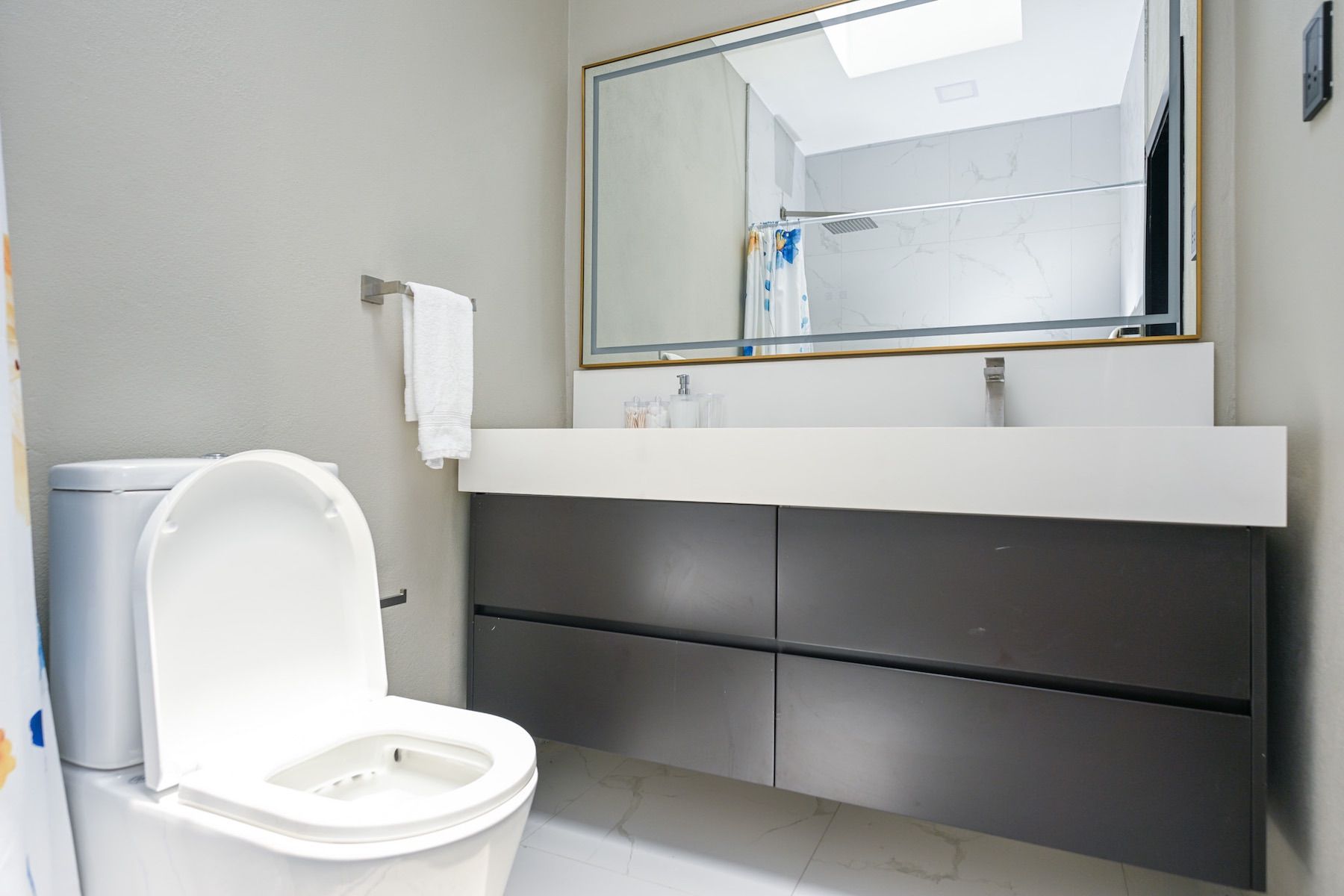 Ensuite
