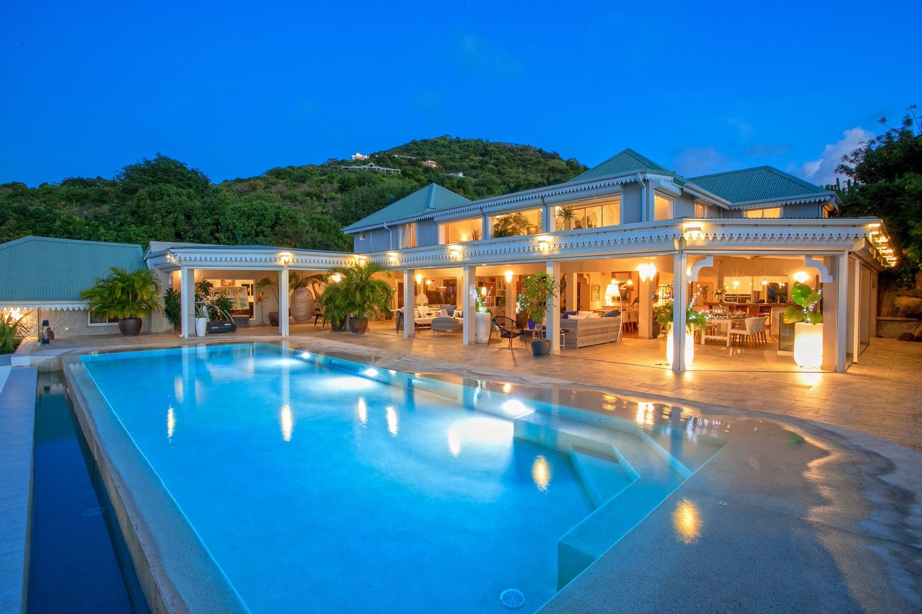 Privilege Estate villa photo.
