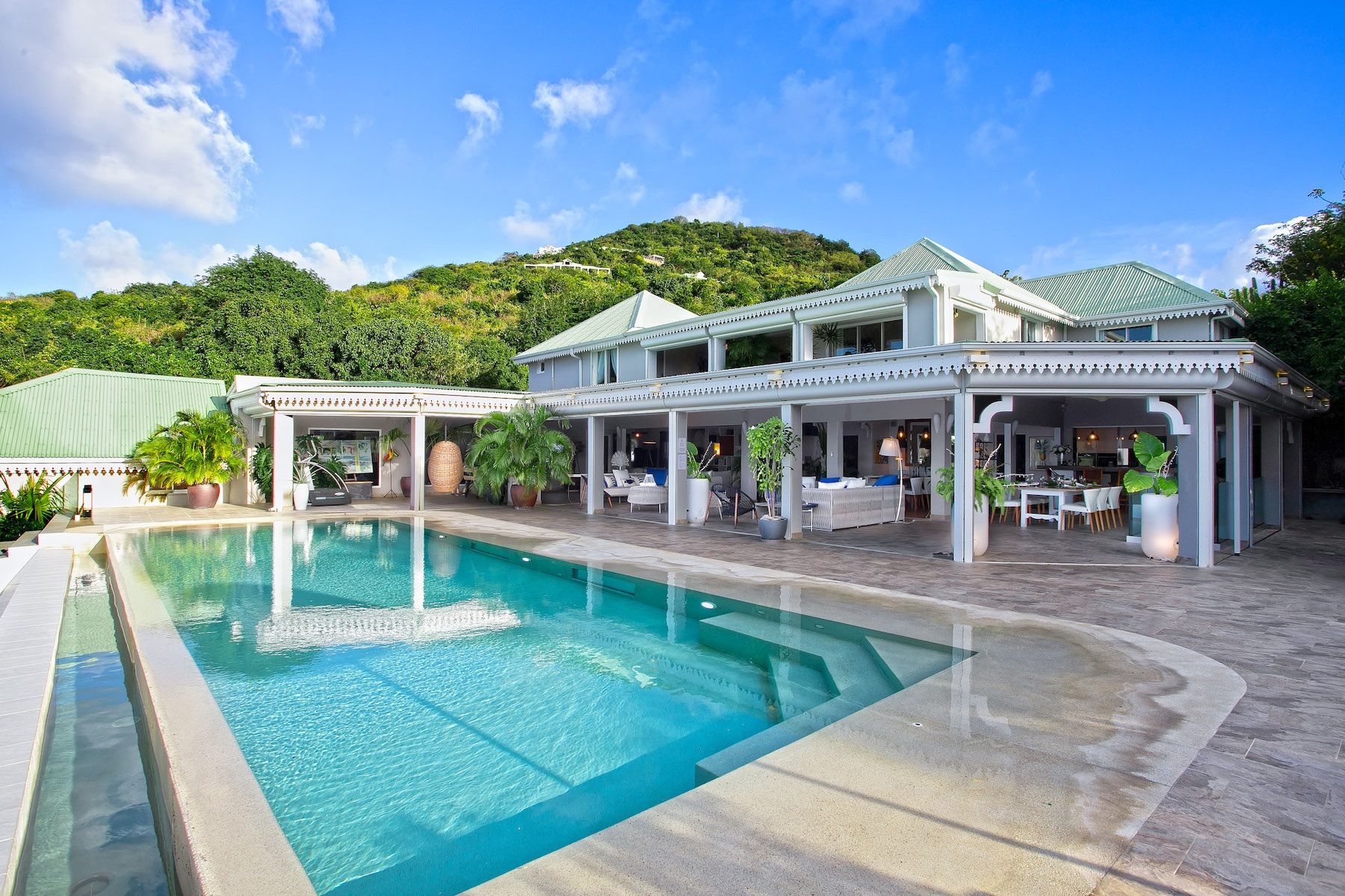 Privilege Estate villa photo.