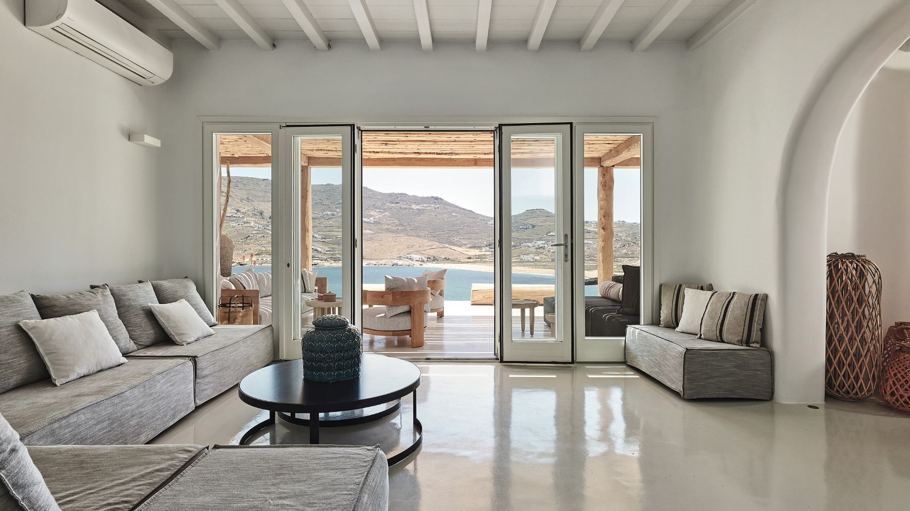 Kyma villa photo.