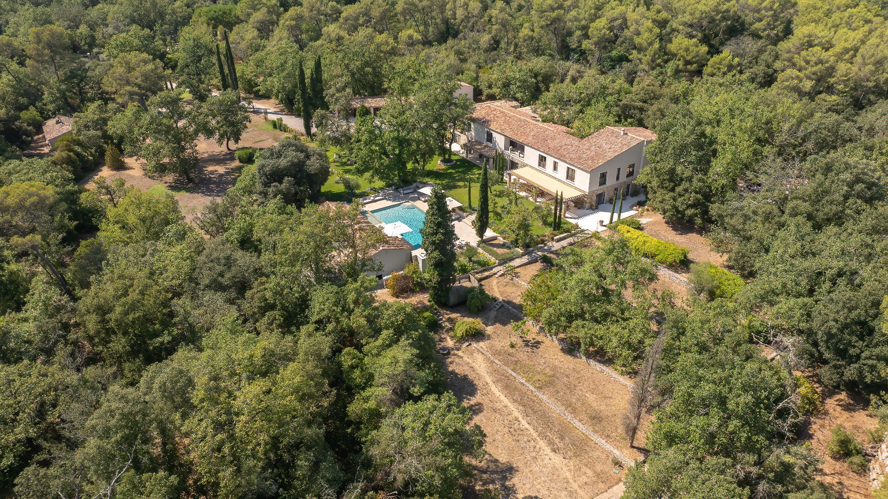 Domaine de Valbonne villa photo.