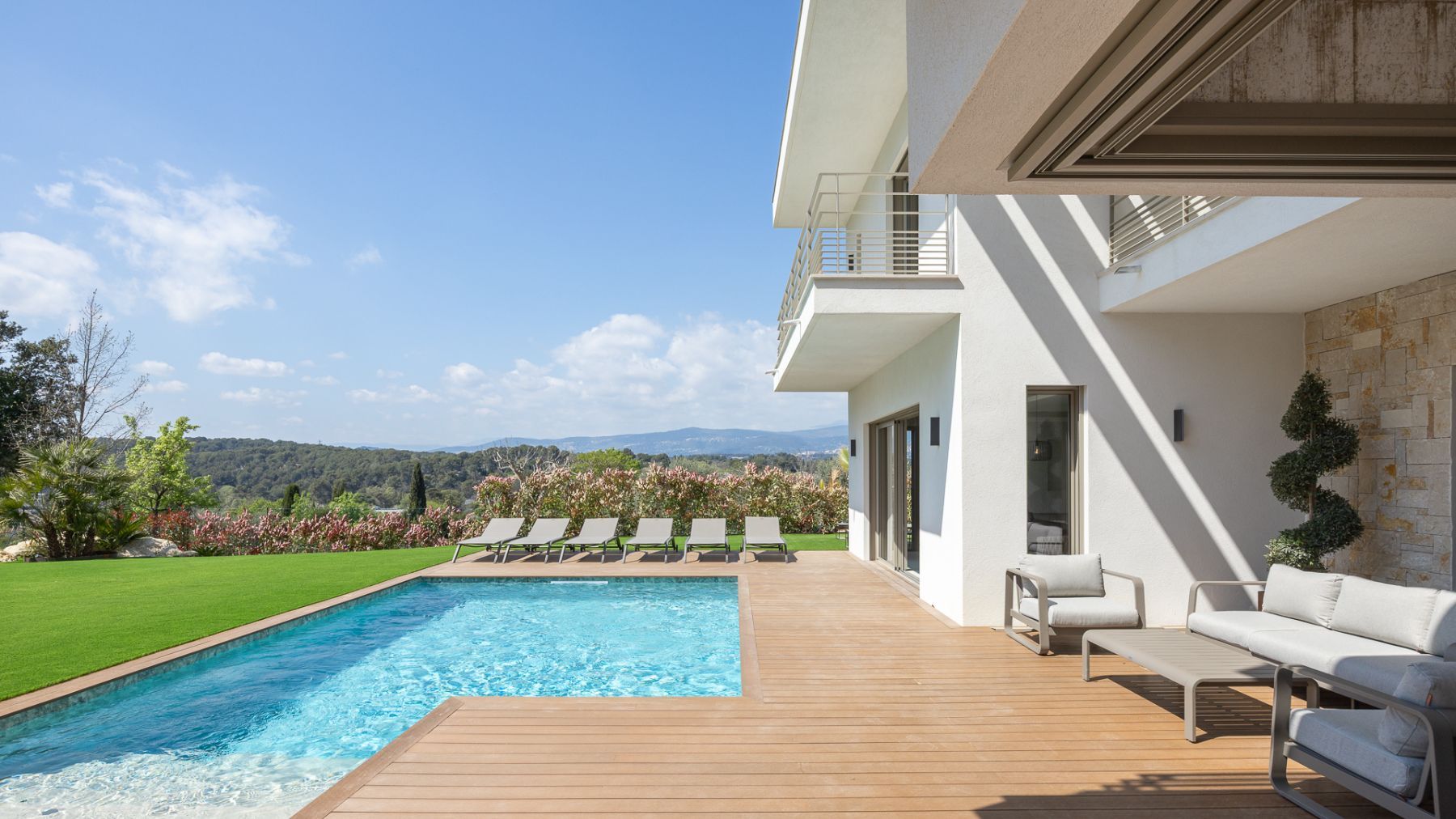Blanc Villa villa photo.